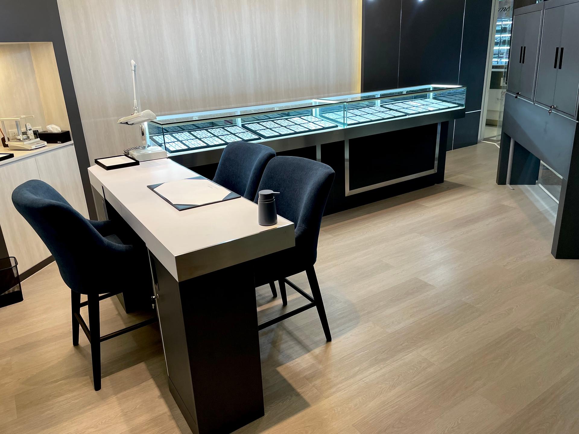 Starlanka Bangkok showroom — Jewelry Trade Center