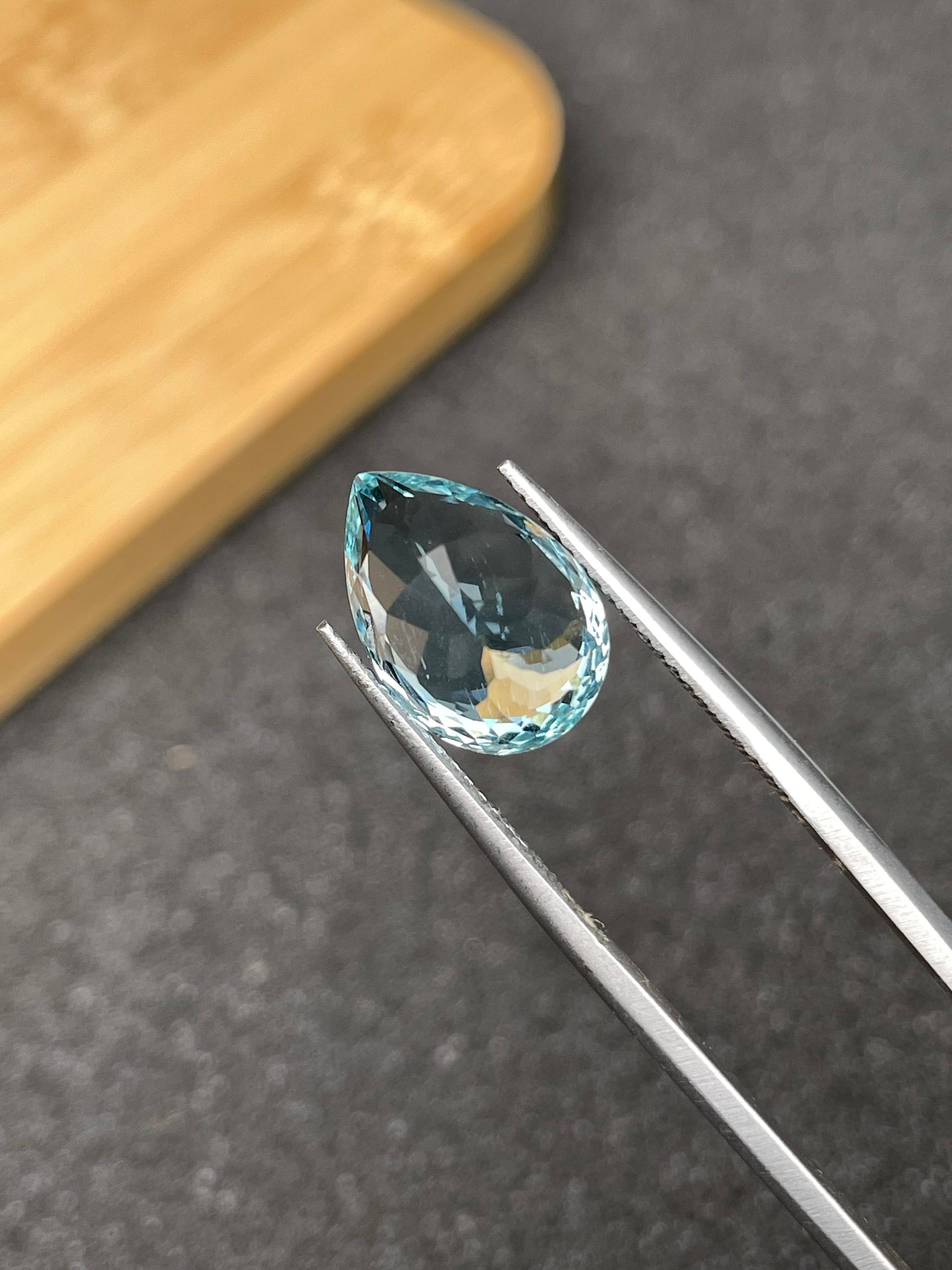 sky blue aquamarine, 5.27ct pear cut — view 6