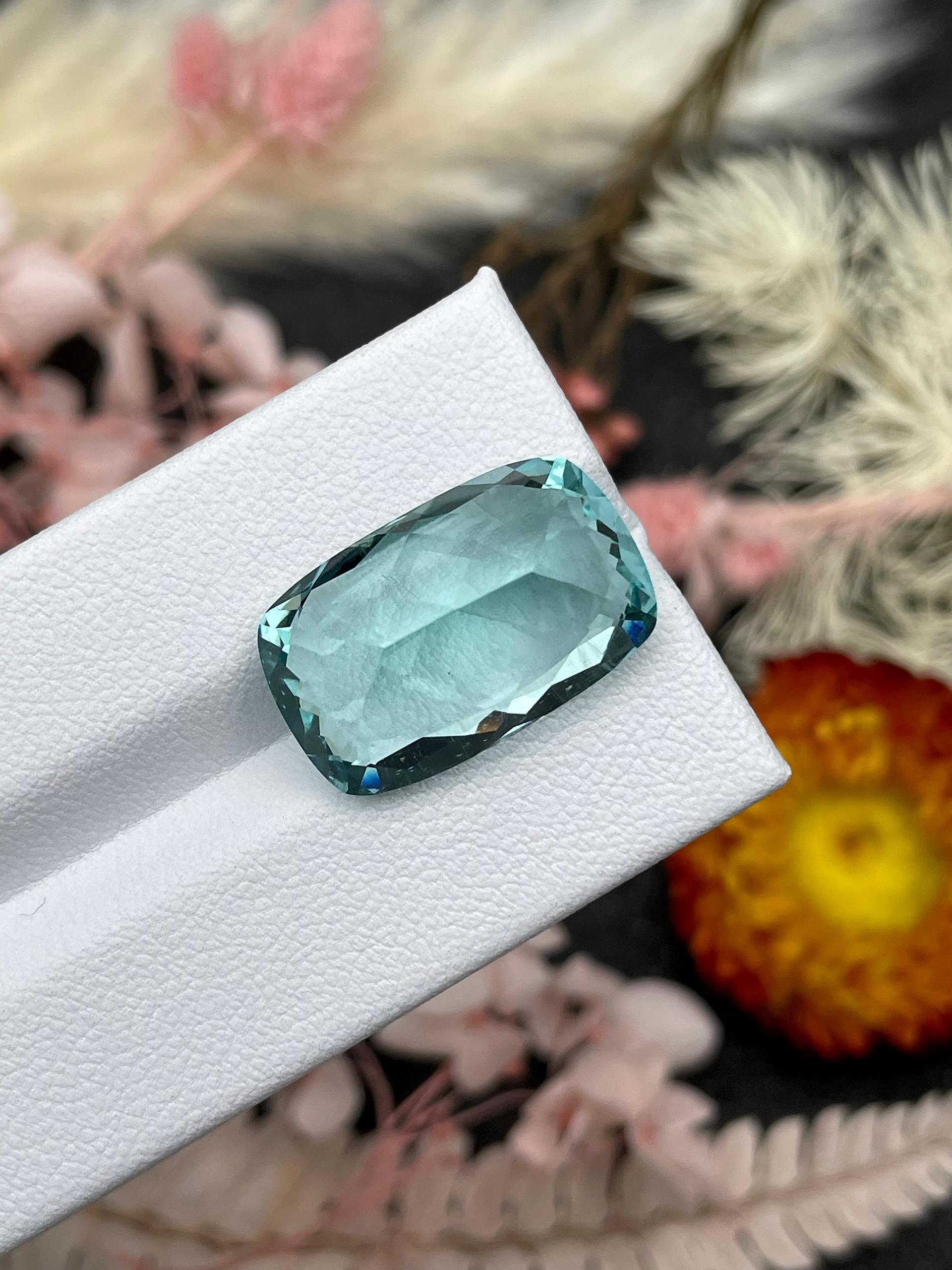 sky blue aquamarine, 16.21ct cushion cut — view 6