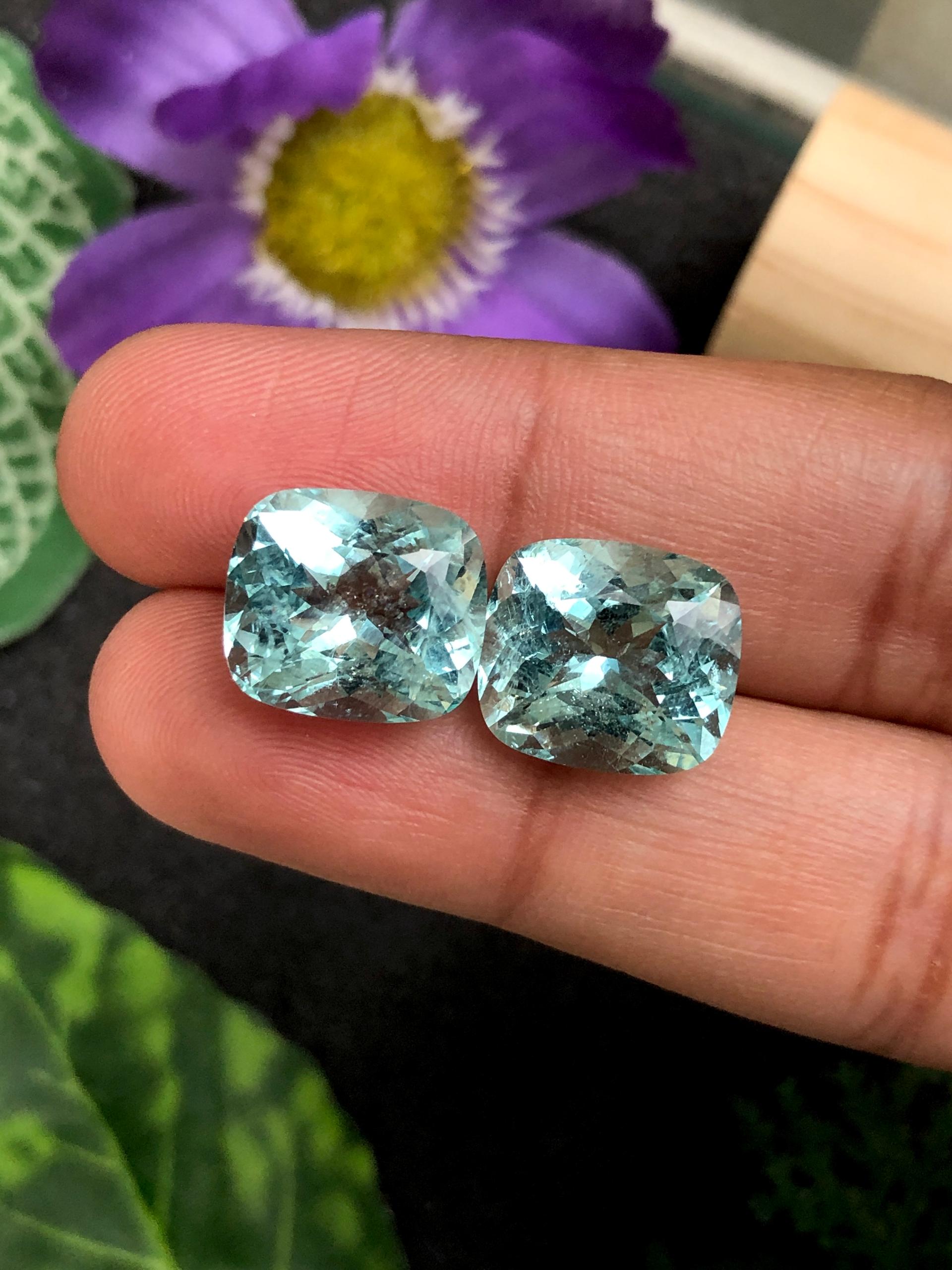sky blue aquamarine, 16.36ct cushion cut — view 5