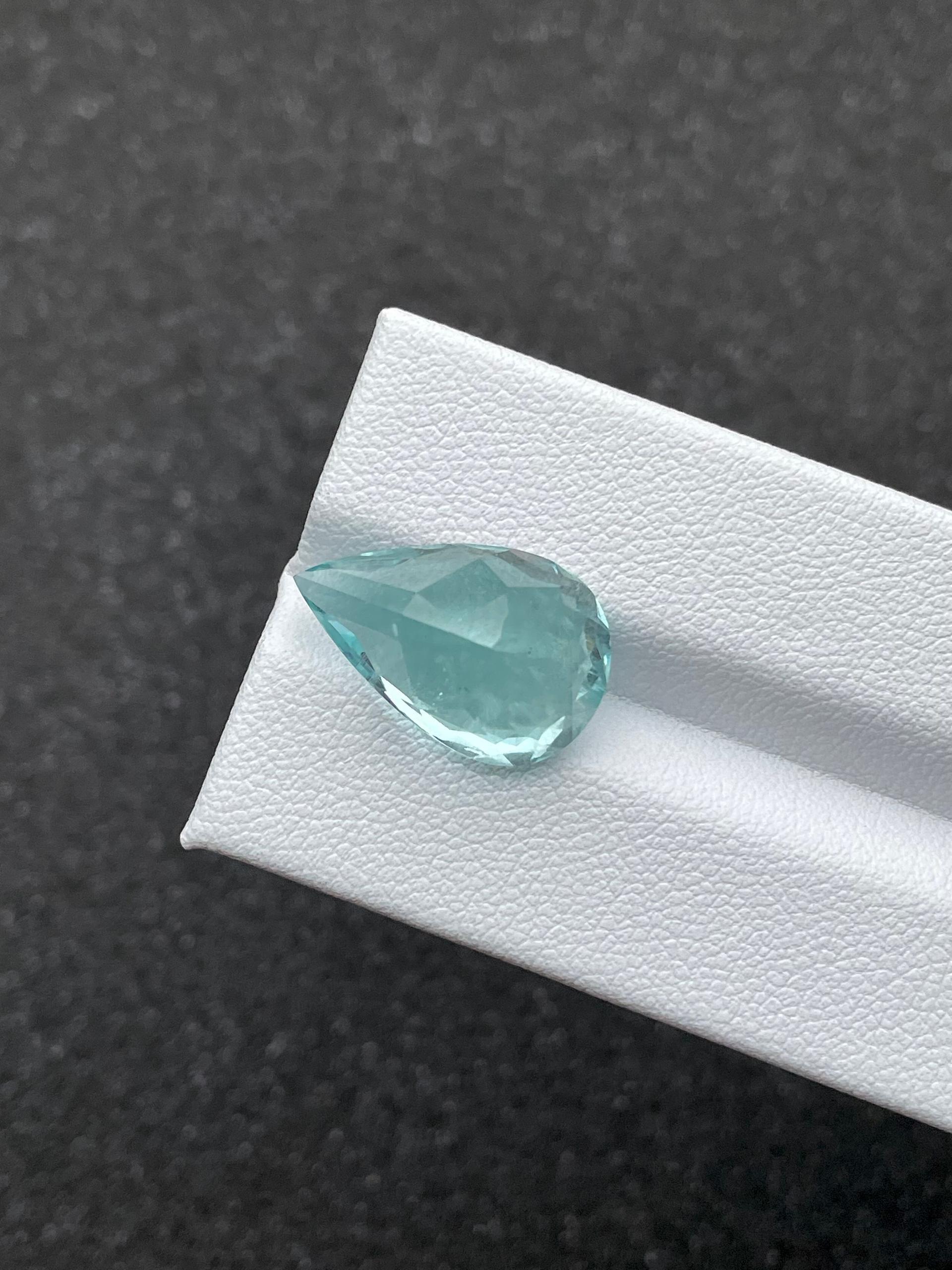 pale green aquamarine, 10ct pear cut — view 6