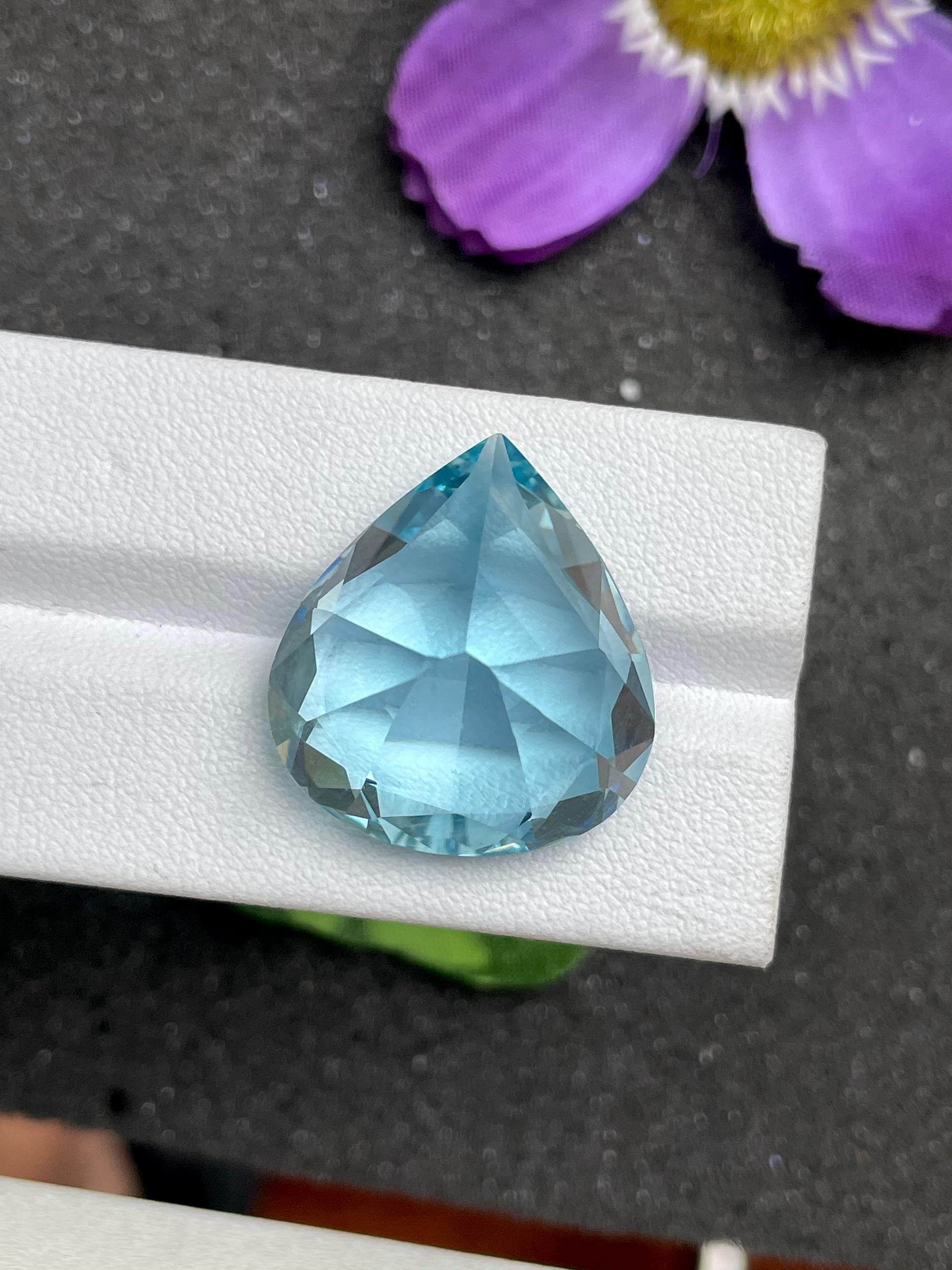 ice blue aquamarine, 35.25ct pear cut — view 5