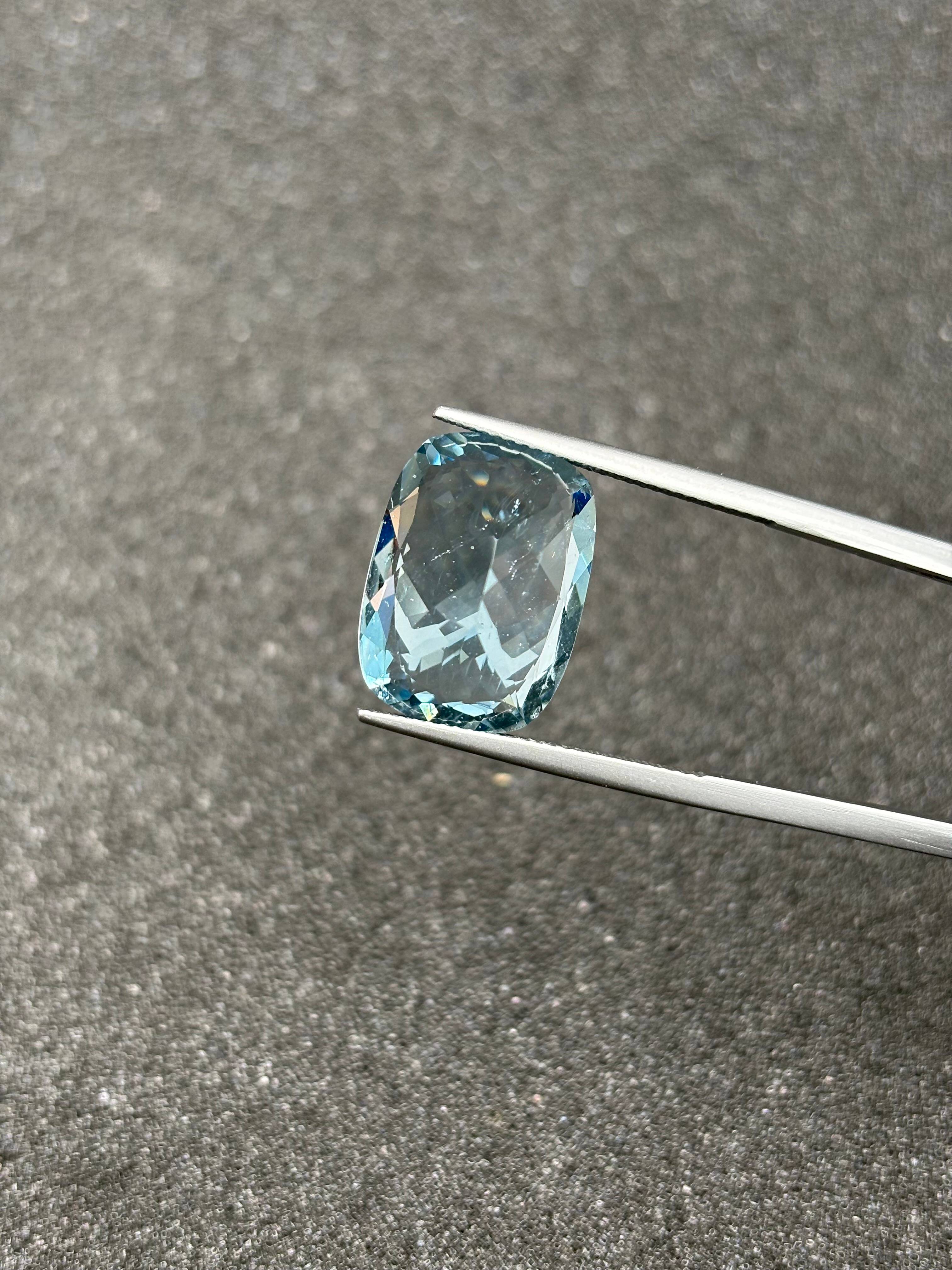 baby blue aquamarine, 11.48ct cushion cut — view 6