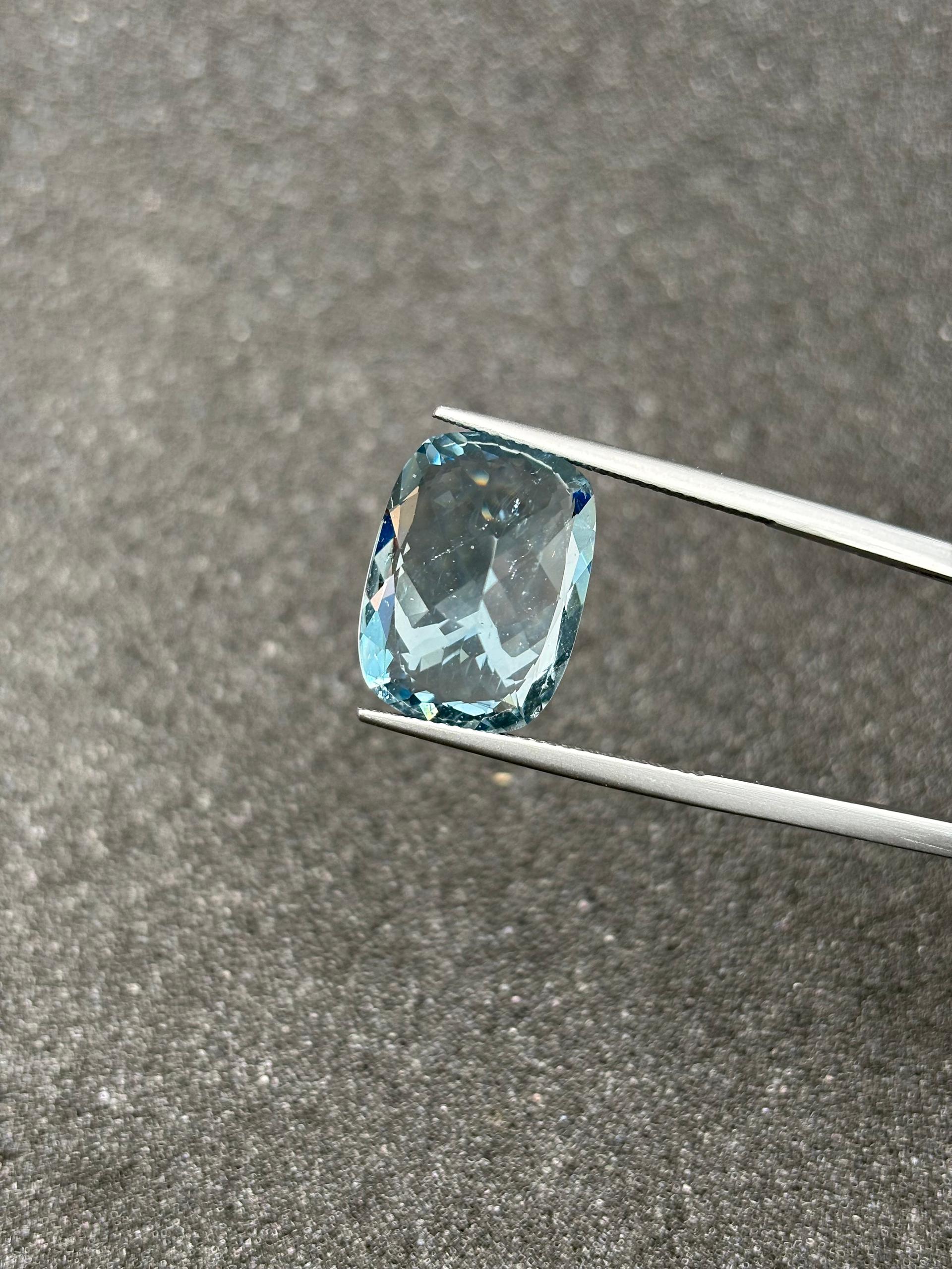 baby blue aquamarine, 11.48ct cushion cut — view 6