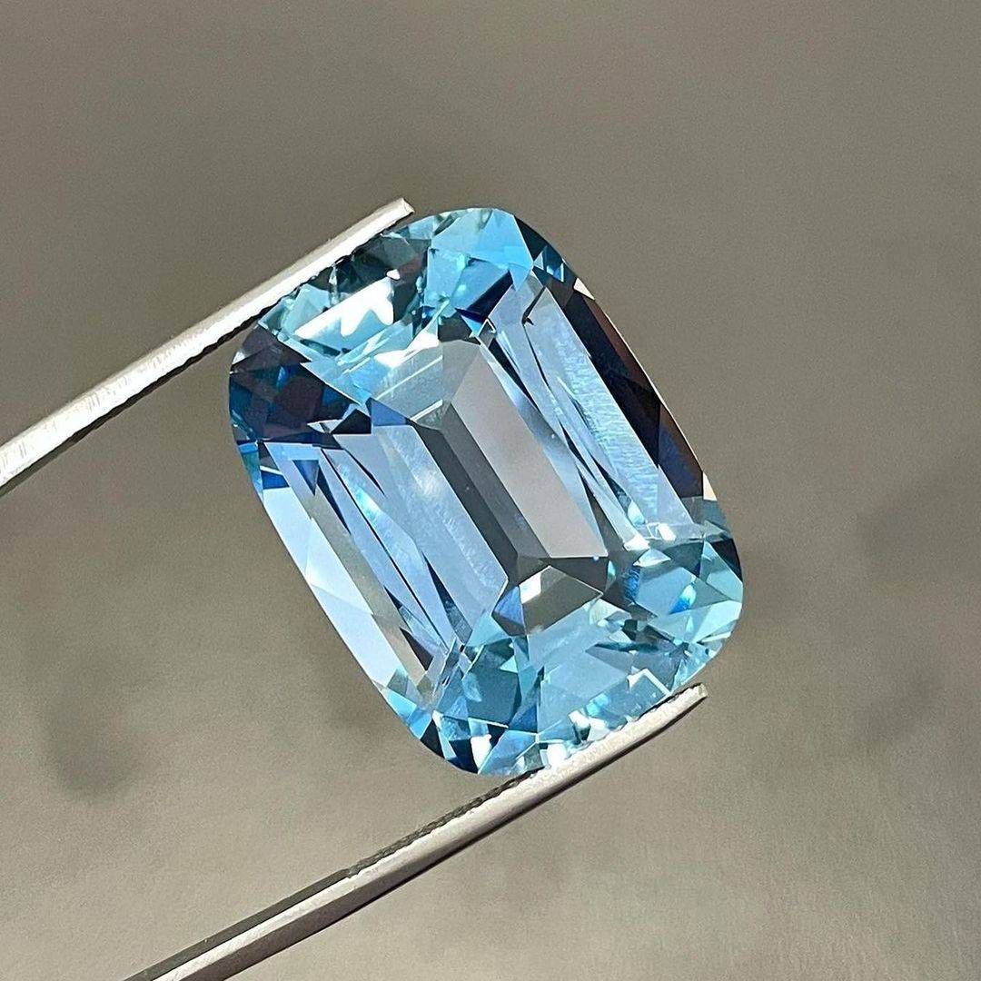 arctic blue aquamarine, 30.26ct cushion cut — view 5
