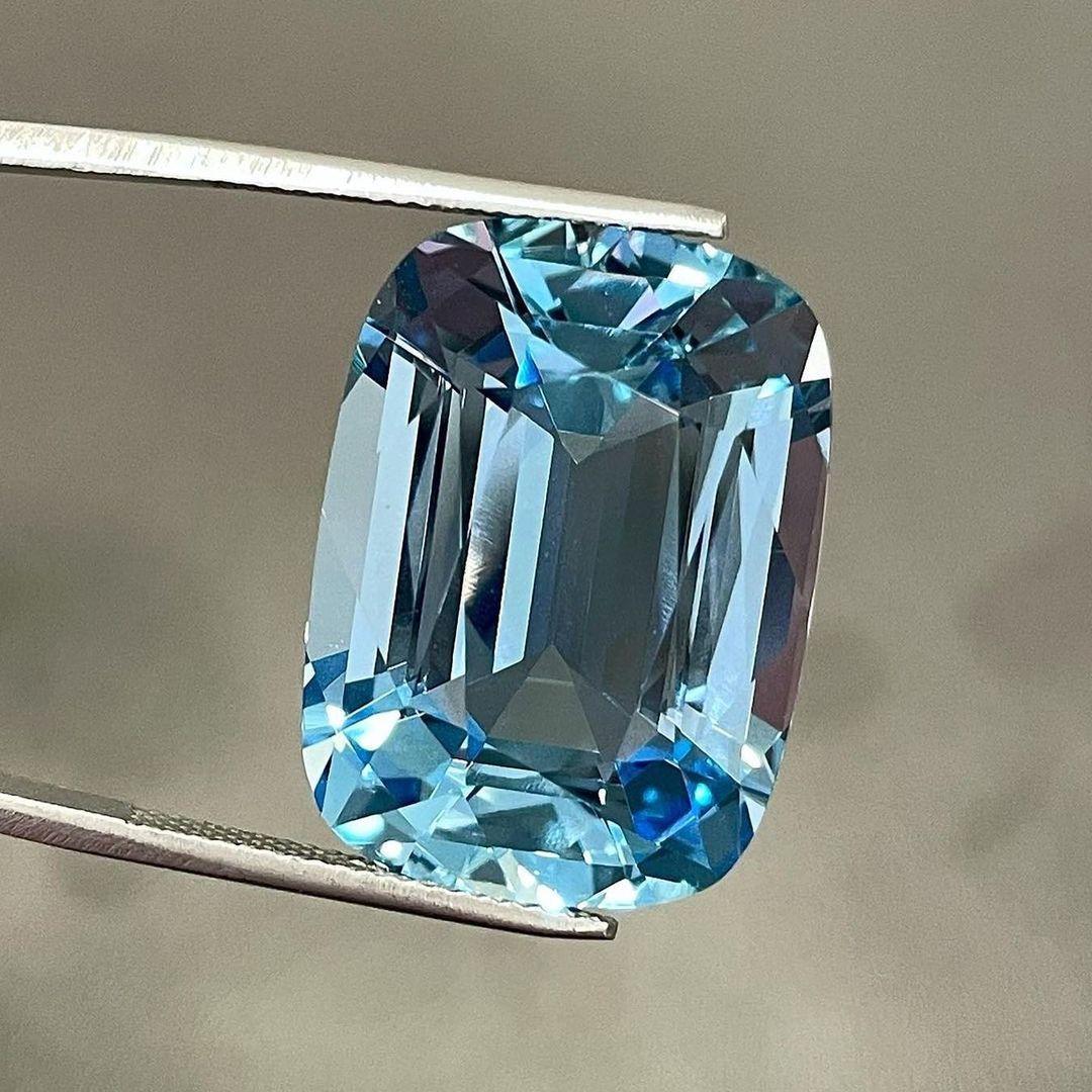arctic blue aquamarine, 30.26ct cushion cut — view 6