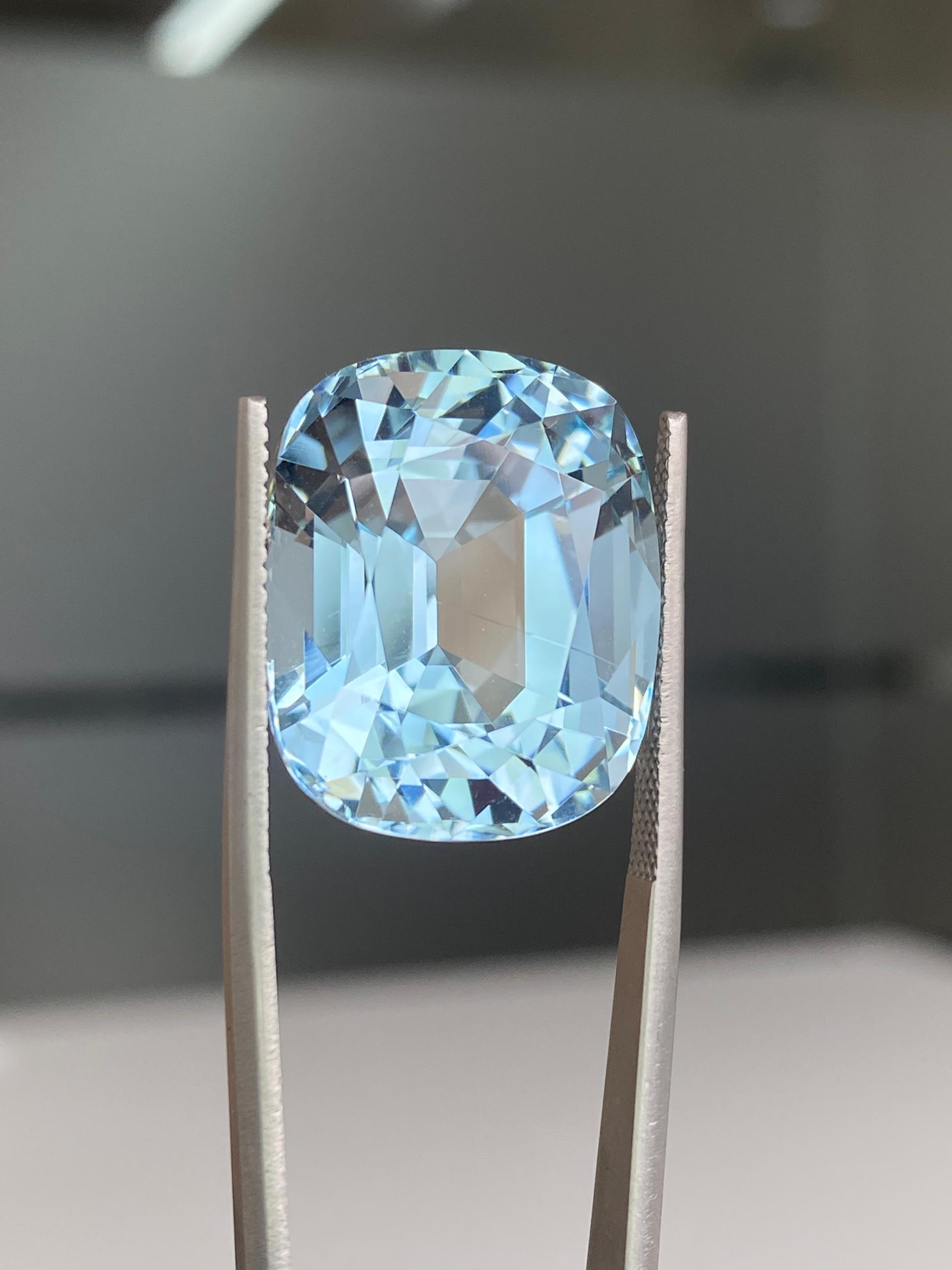 arctic blue aquamarine, 27ct cushion cut — view 5