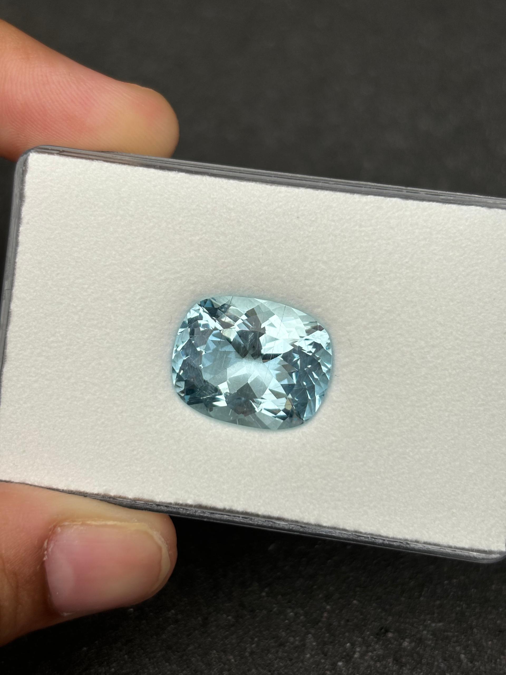 ice blue aquamarine, 10.49ct cushion cut — view 5
