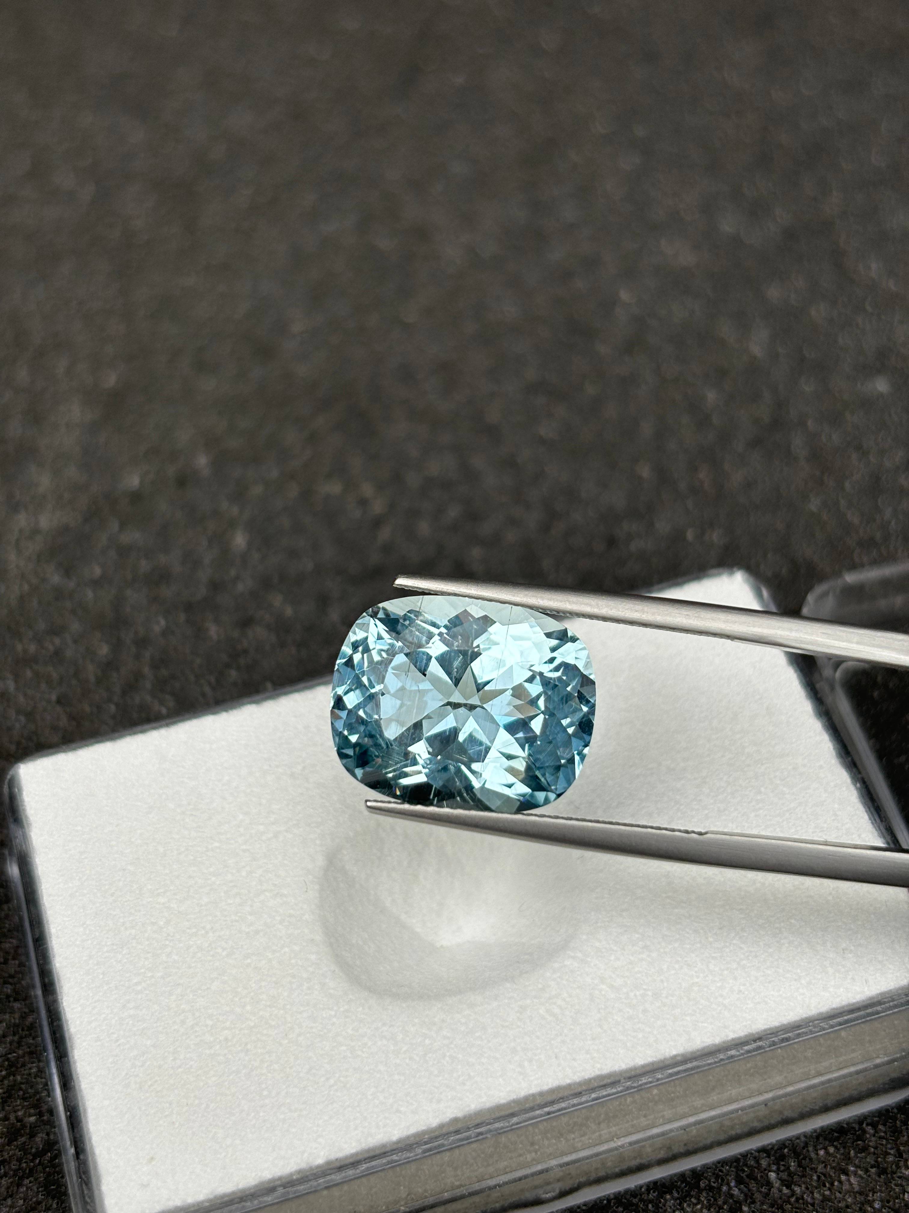 ice blue aquamarine, 10.49ct cushion cut — view 6