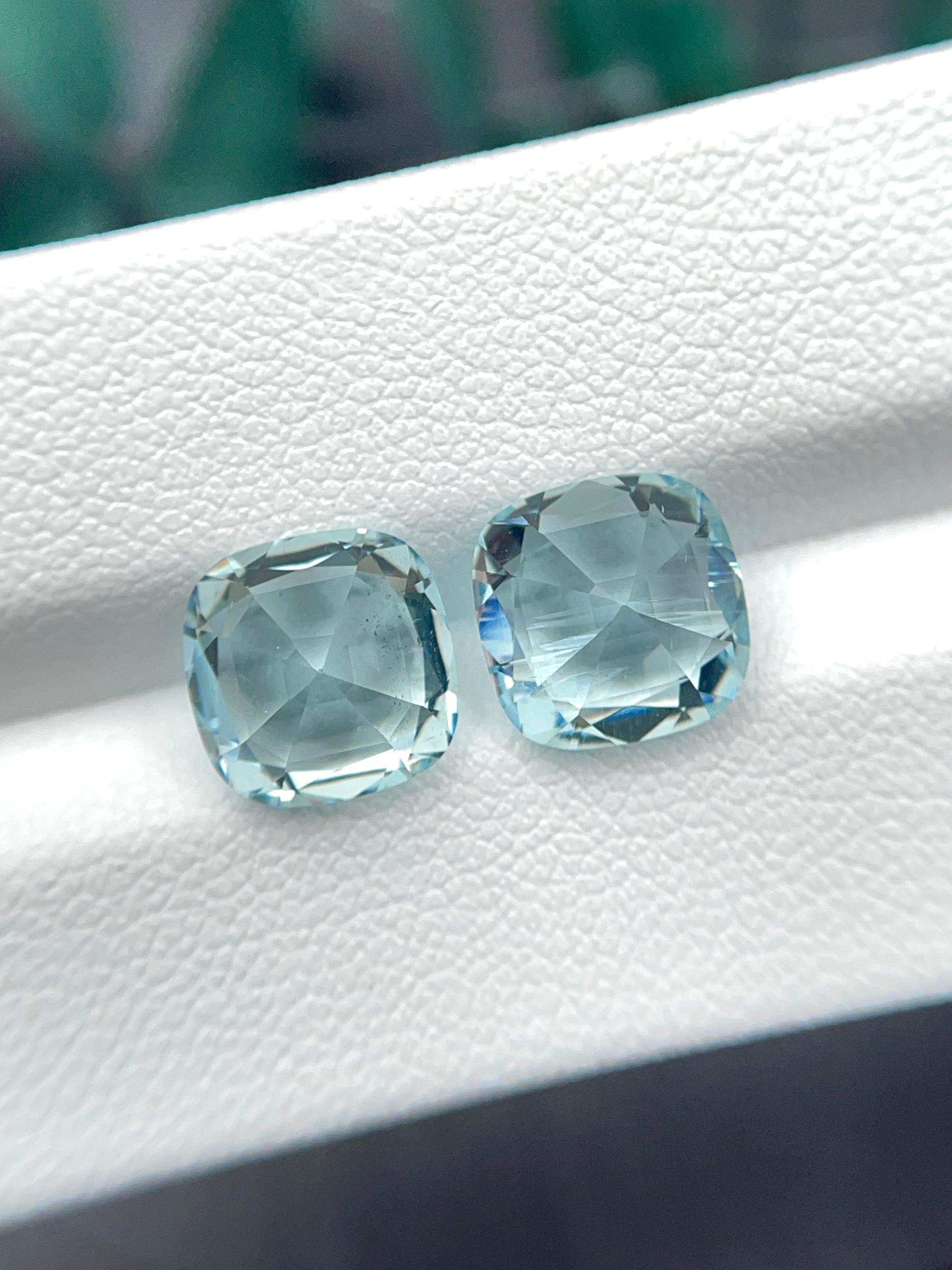 sky blue aquamarine, 6.25ct cushion cut — view 6