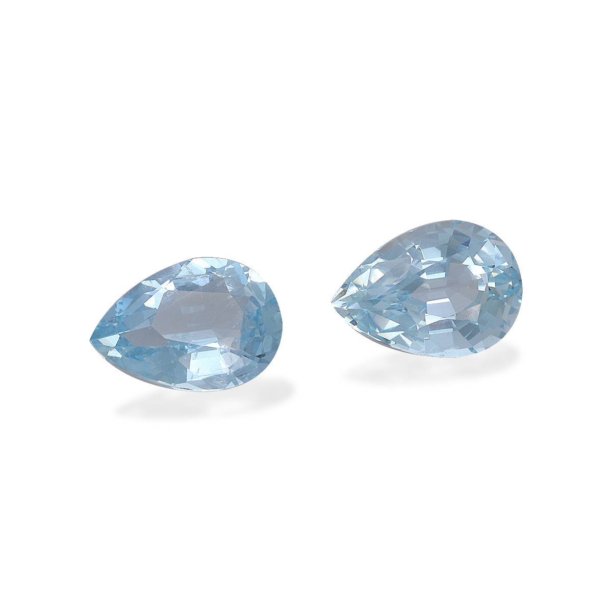 Santa Maria blue aquamarine, 5.09ct pear cut — view 3