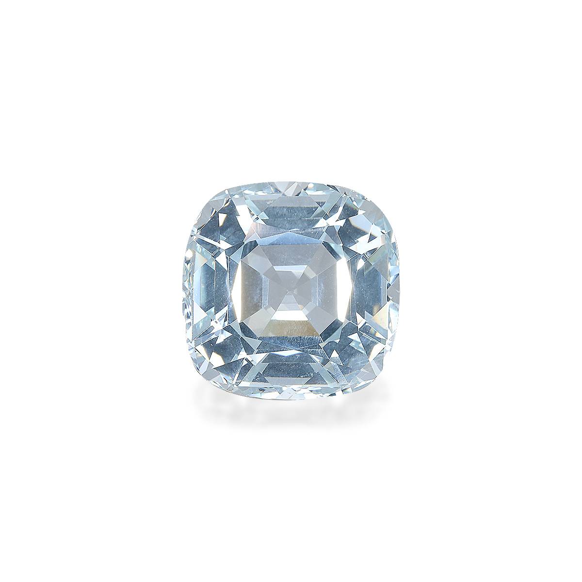 Sky Blue Aquamarine 21.6ct - 17mm