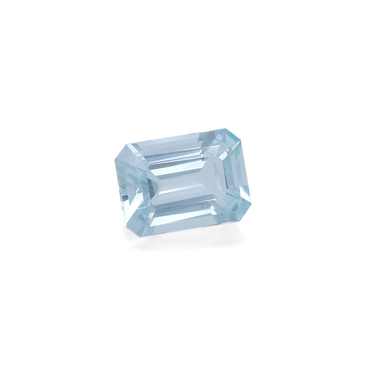 sky blue aquamarine, 4.53ct rectangular cut — view 3