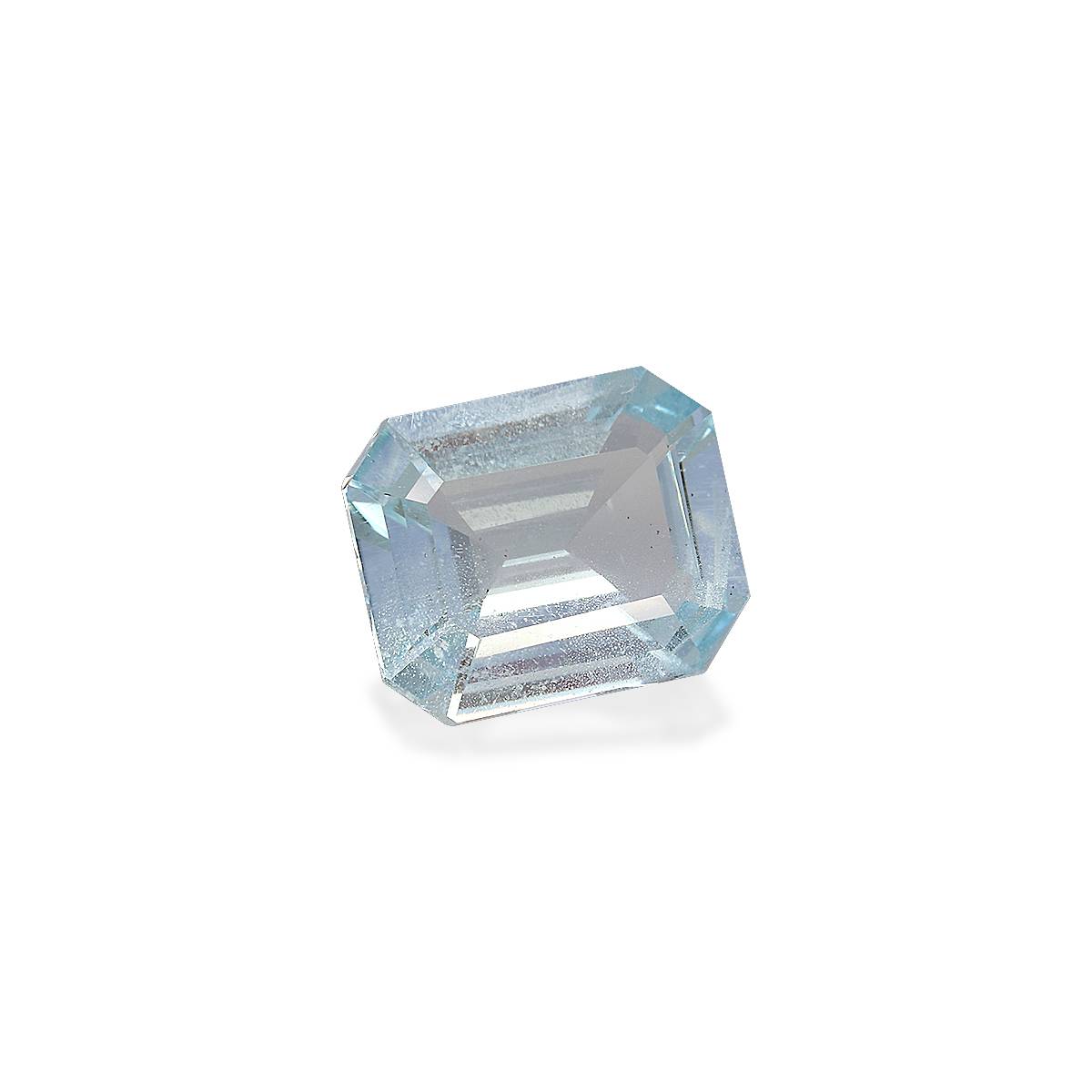 sky blue aquamarine, 5.23ct rectangular cut — view 3