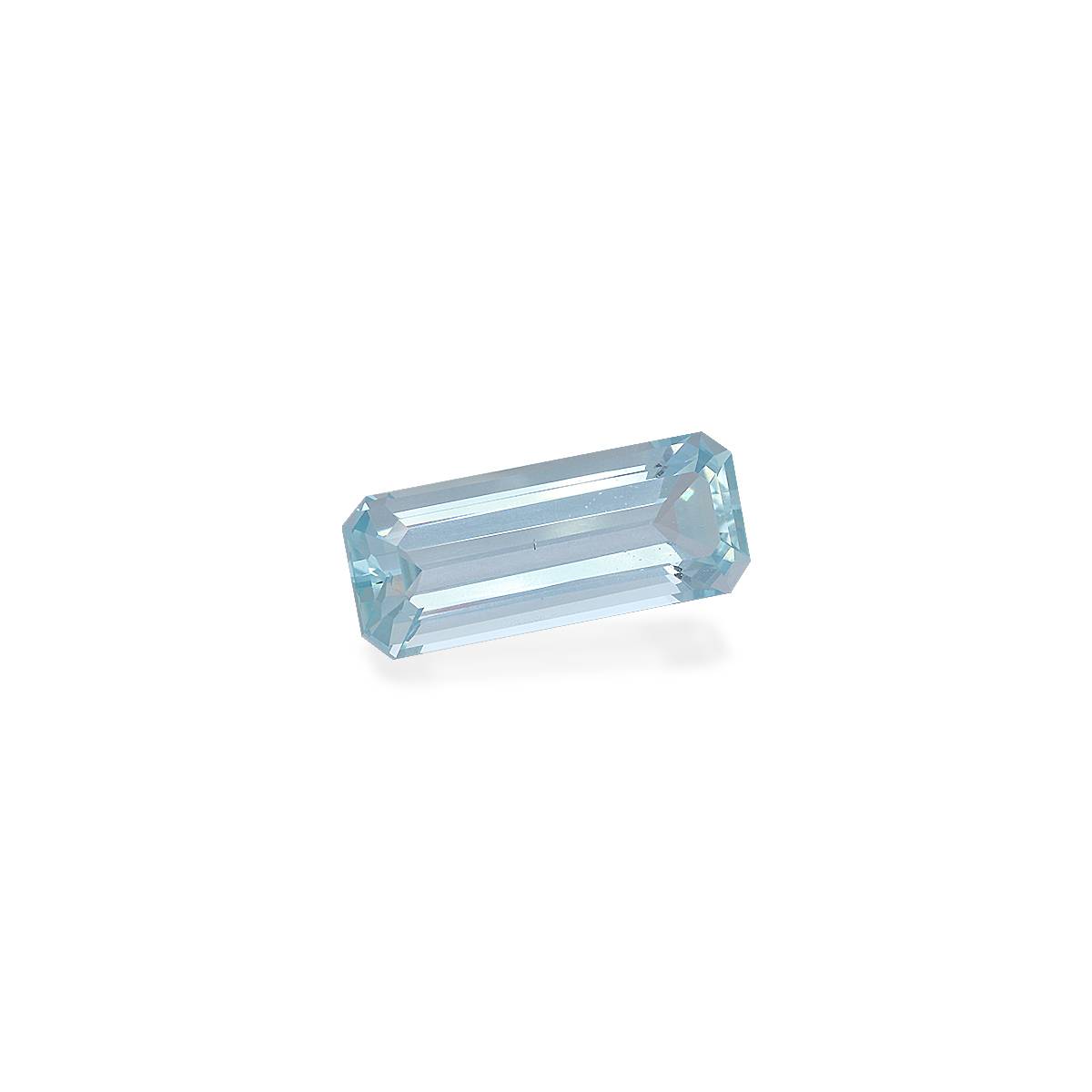 arctic blue aquamarine, 15.83ct rectangular cut — view 3