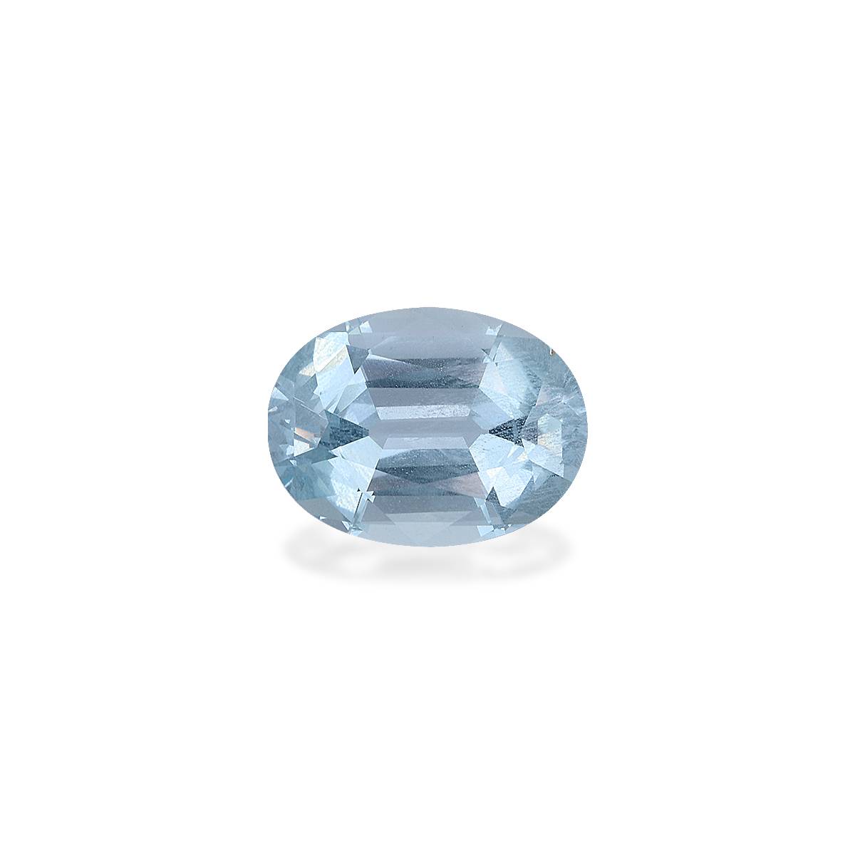 sky blue aquamarine, 4.56ct oval cut — main view