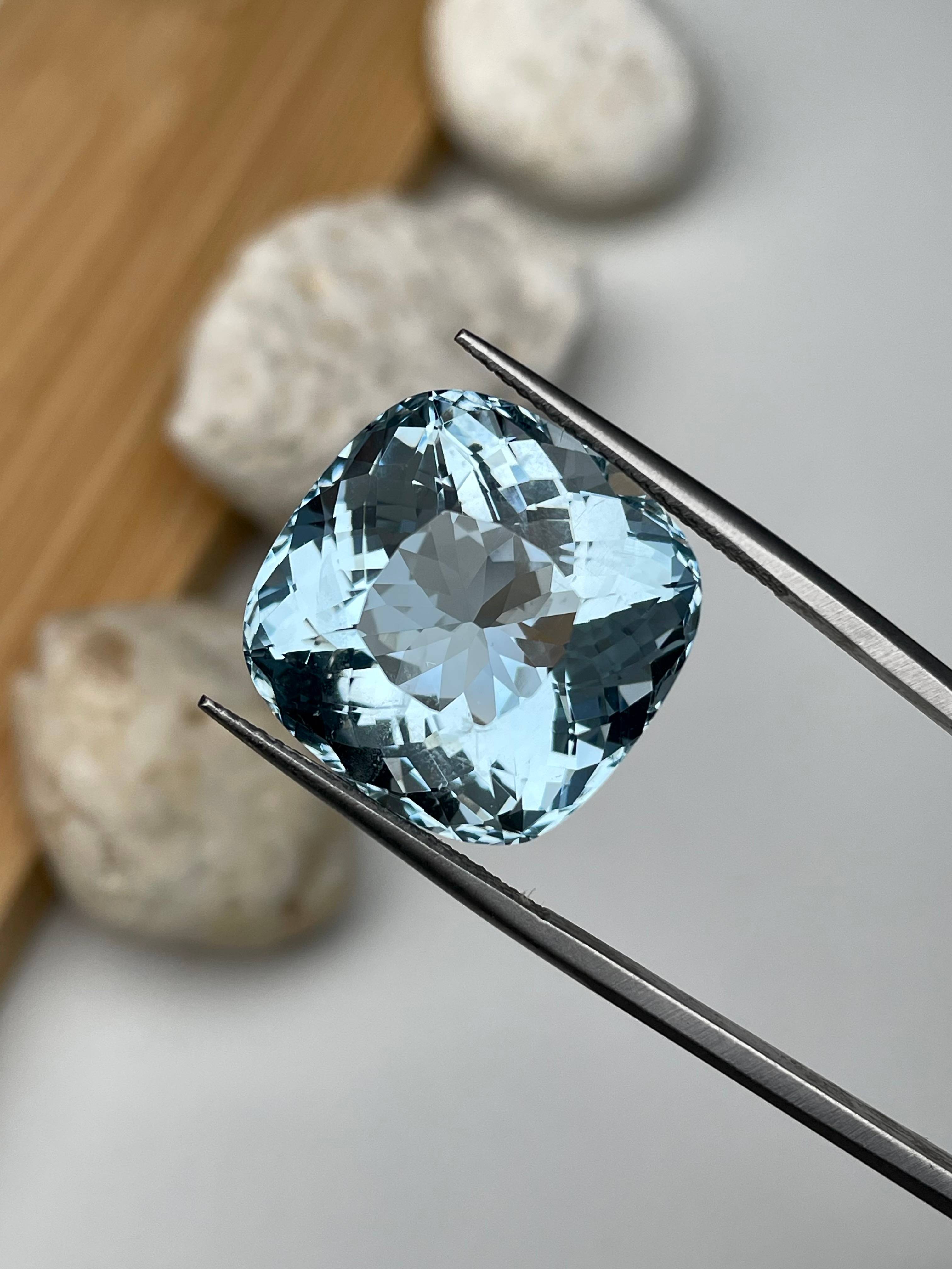 sky blue aquamarine, 23.95ct cushion cut — view 5