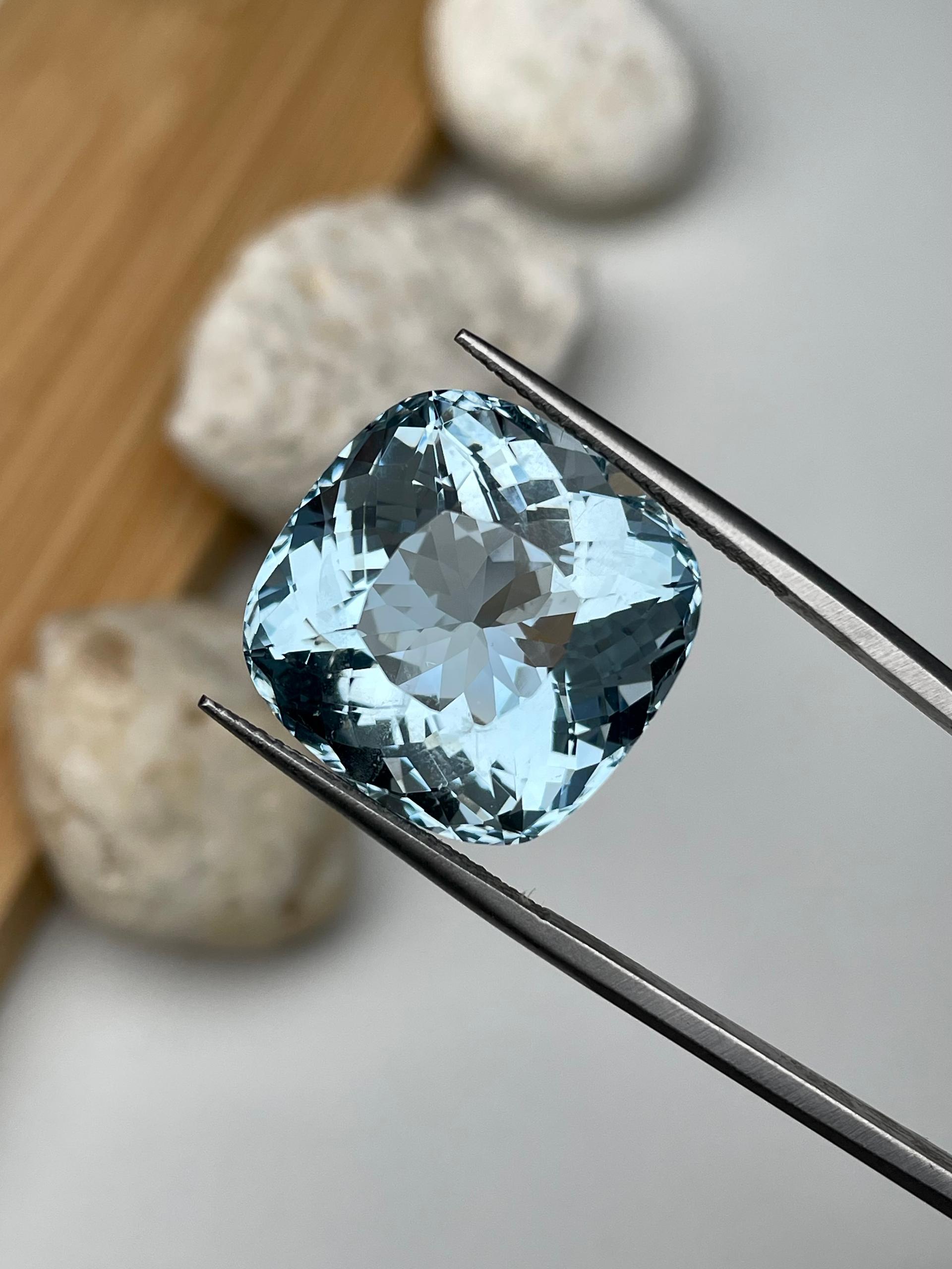 sky blue aquamarine, 23.95ct cushion cut — view 5