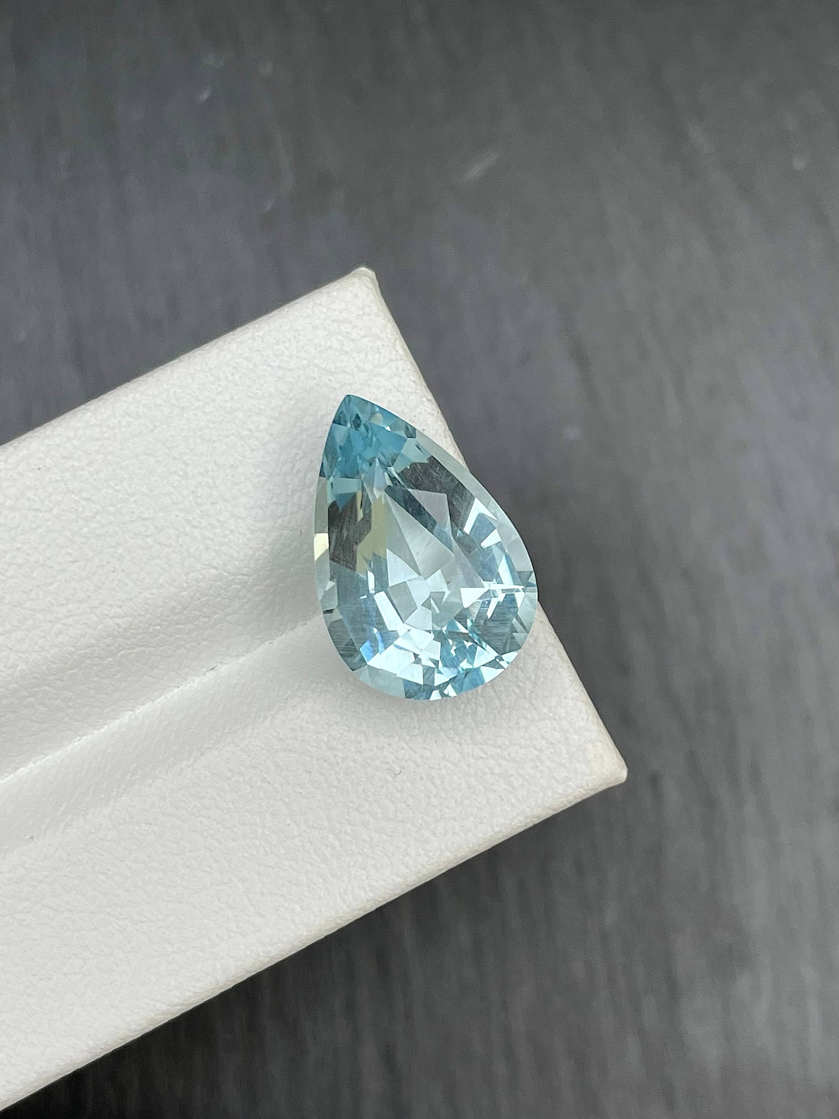sky blue aquamarine, 8.26ct pear cut — view 5