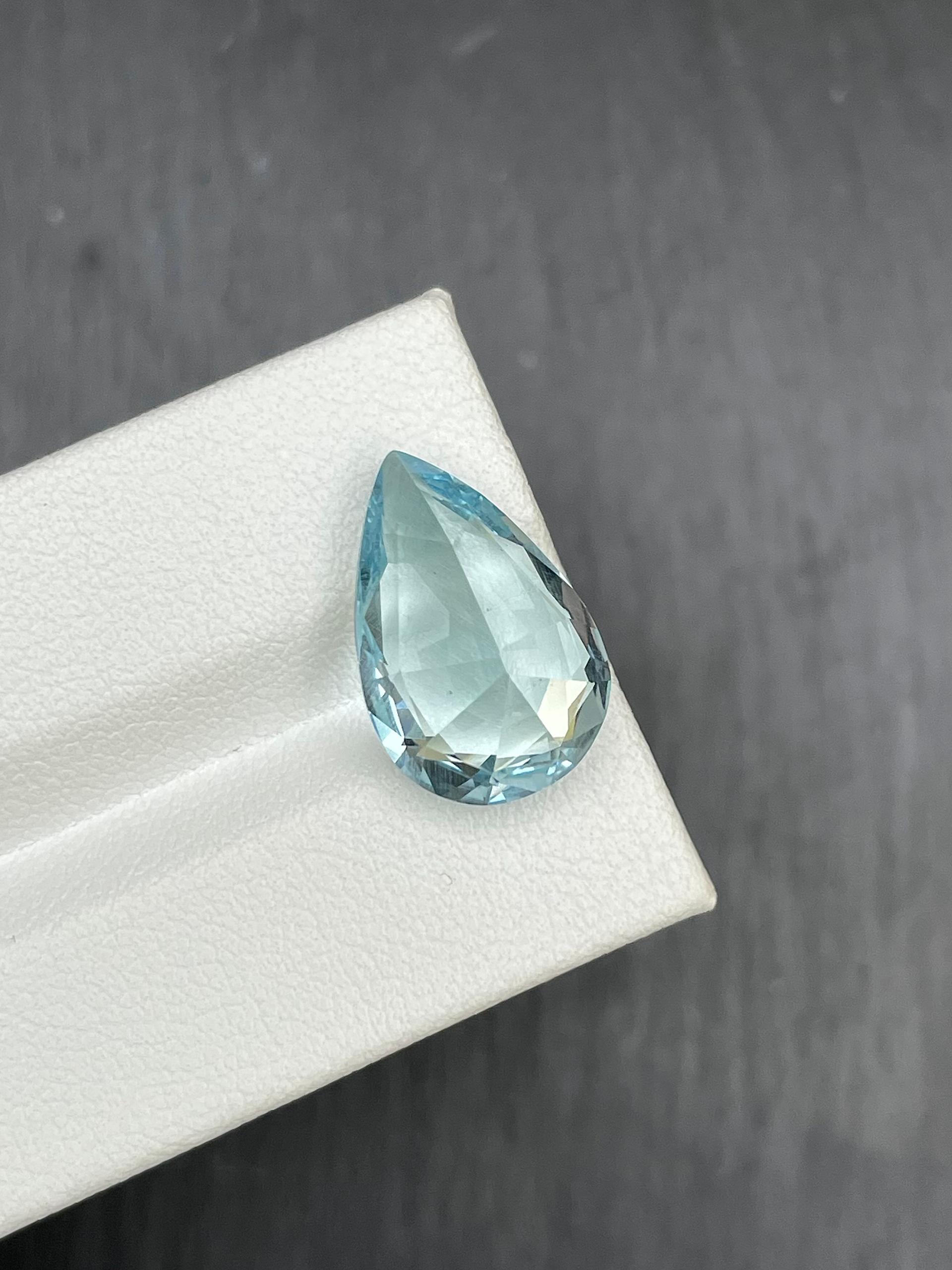 sky blue aquamarine, 8.26ct pear cut — view 6