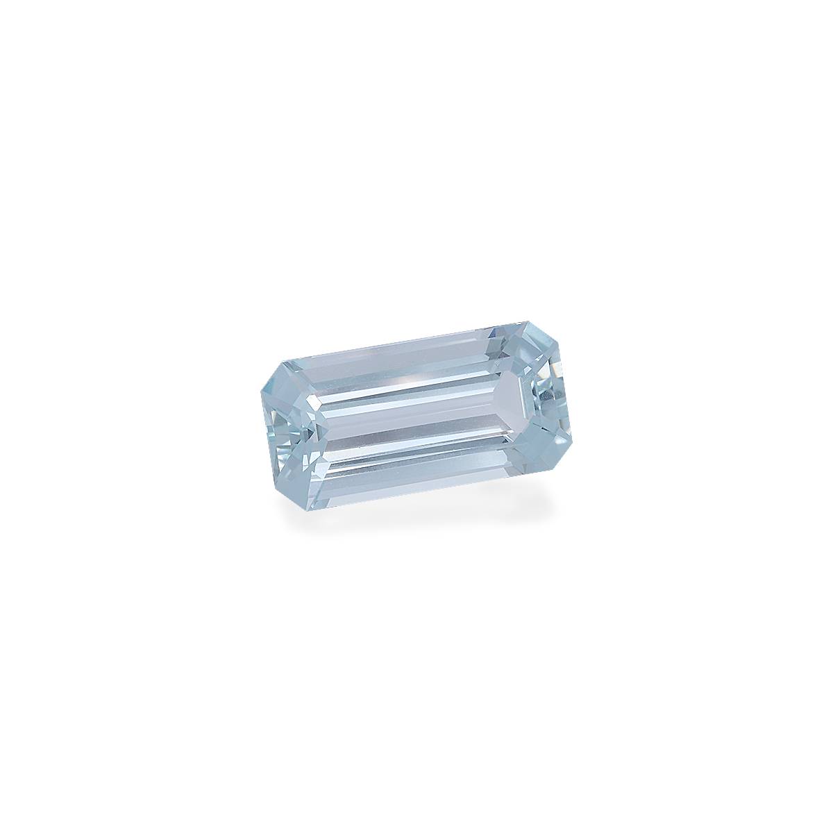 sky blue aquamarine, 7.14ct rectangular cut — view 3