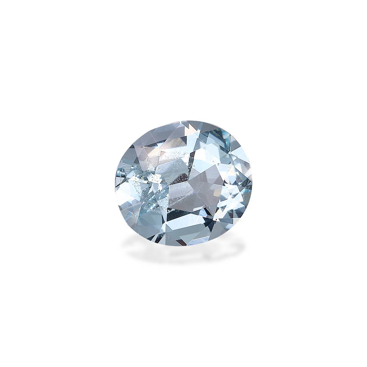 sky blue aquamarine, 4.6ct oval cut — view 3