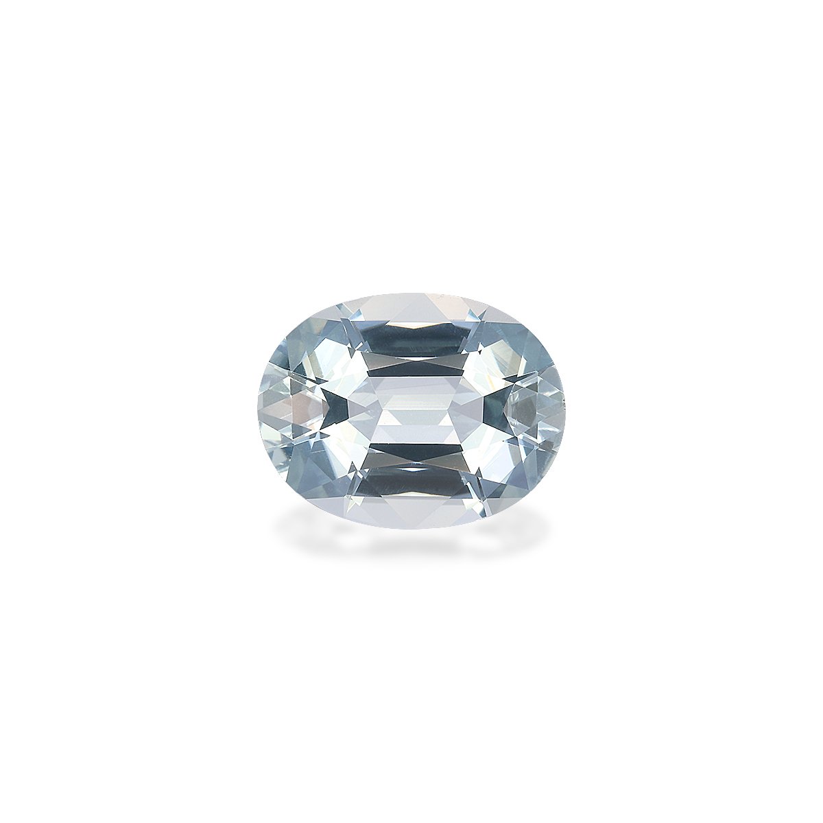 sky blue aquamarine, 5.32ct oval cut — main view