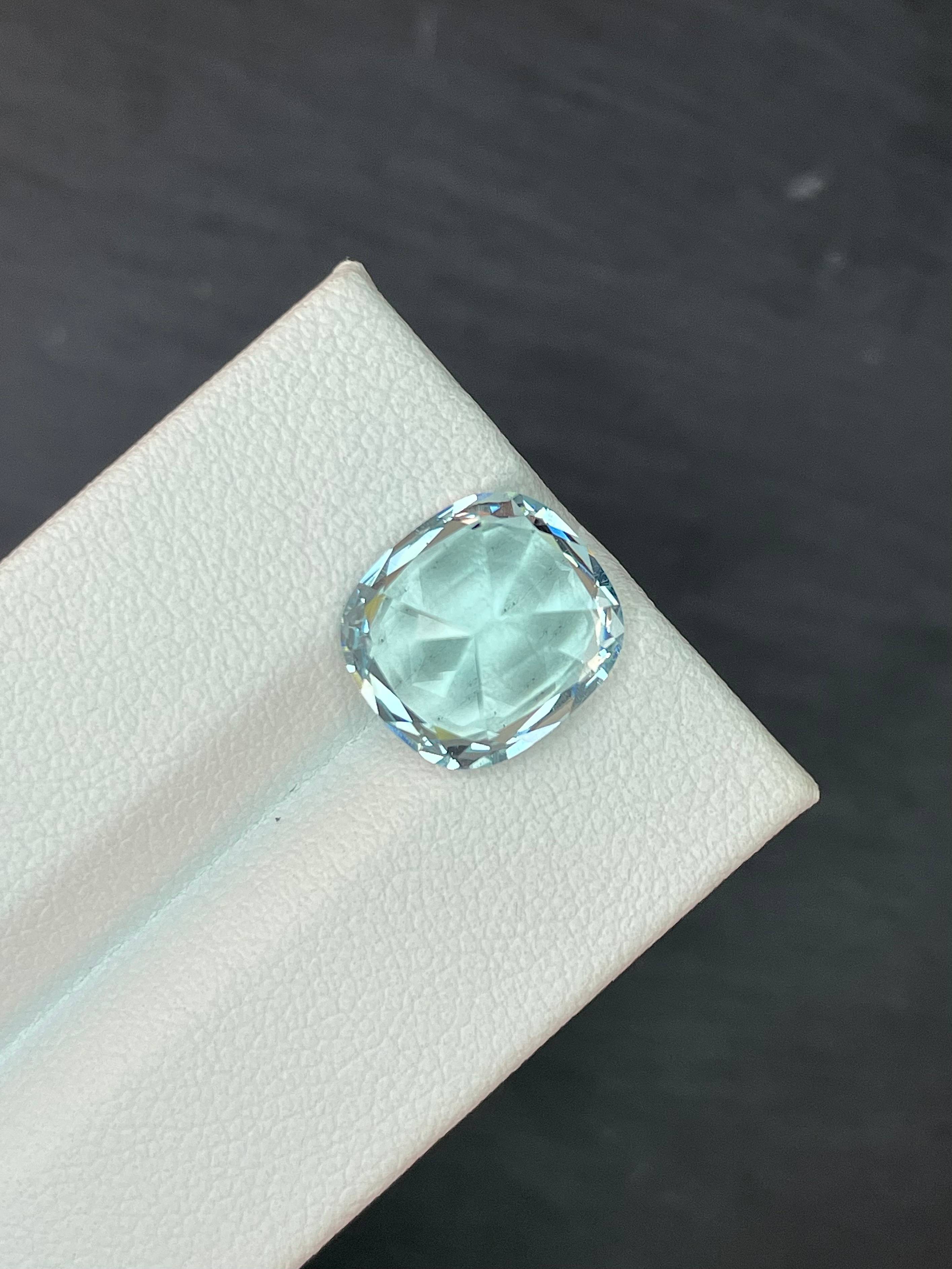 sky blue aquamarine, 5.94ct cushion cut — view 6