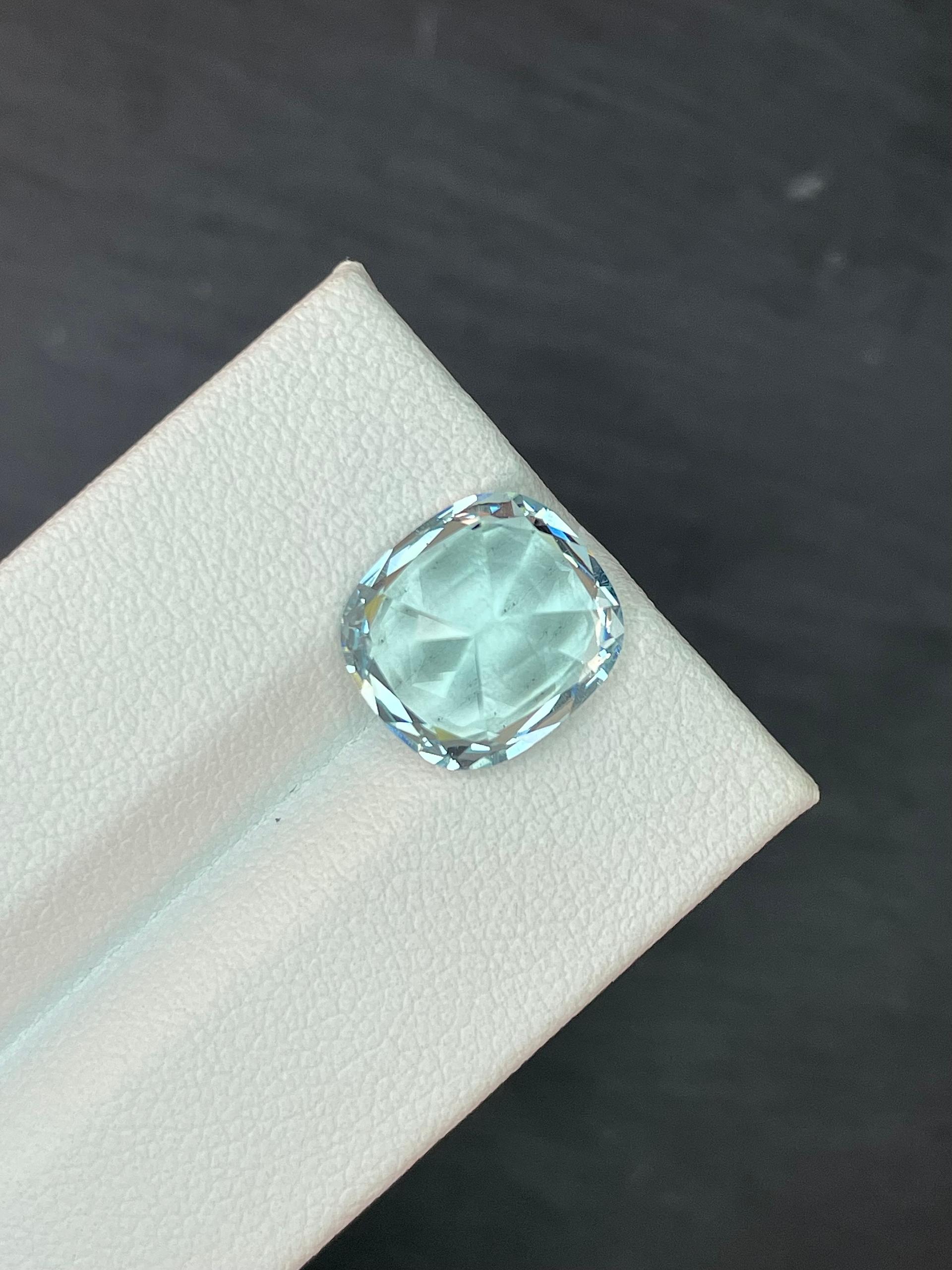 sky blue aquamarine, 5.94ct cushion cut — view 6