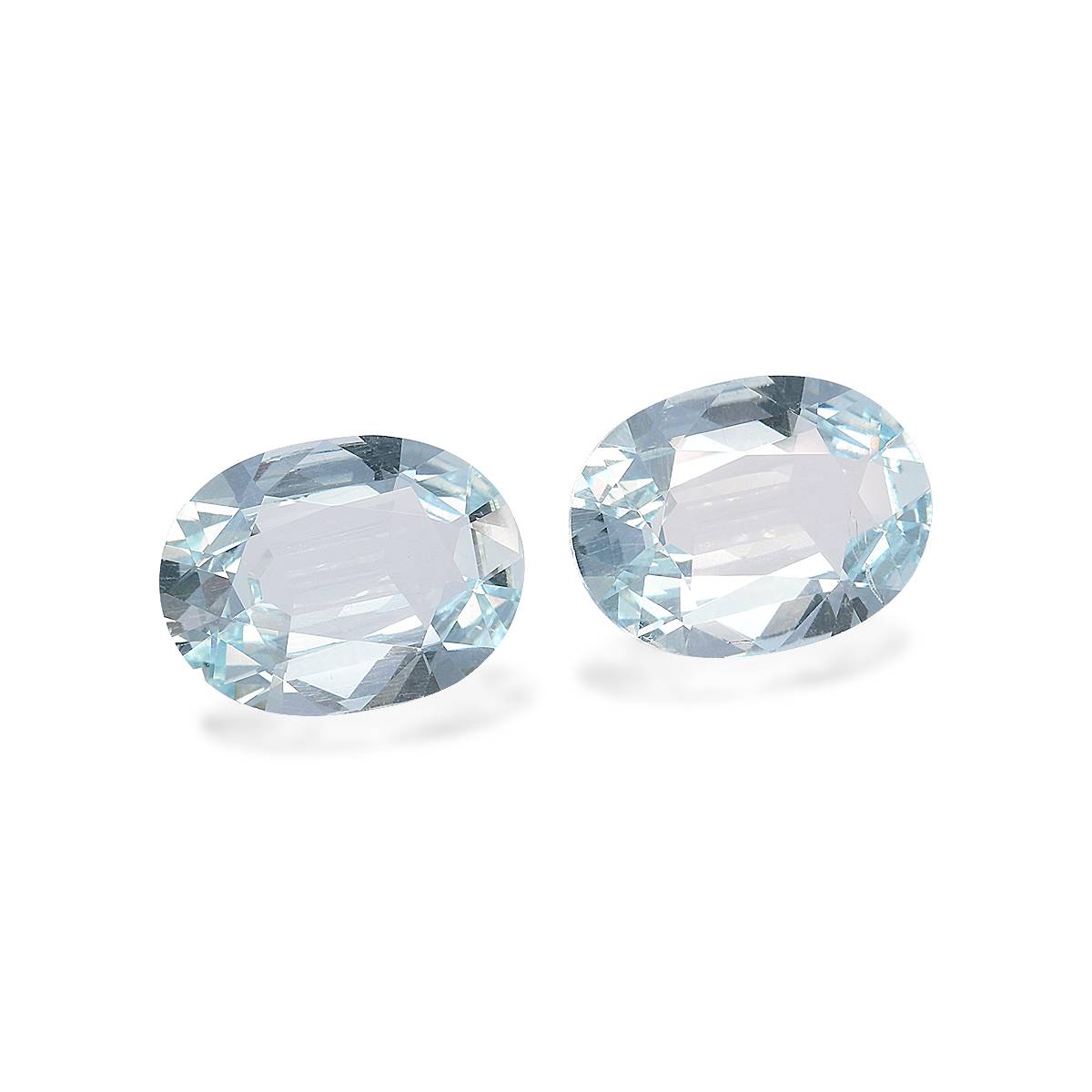 baby blue aquamarine, 8.13ct oval cut — view 3