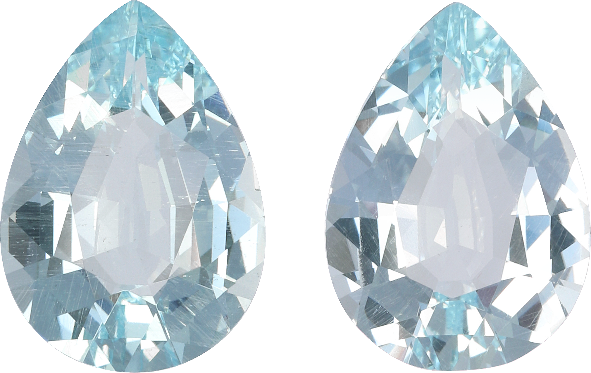 Pear cut aquamarine, 14.05 by 10.01 mm, shown at actual size