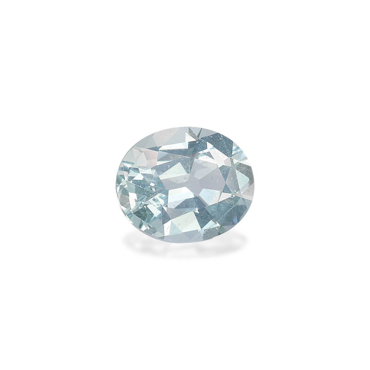 sky blue aquamarine, 3.36ct oval cut — view 3