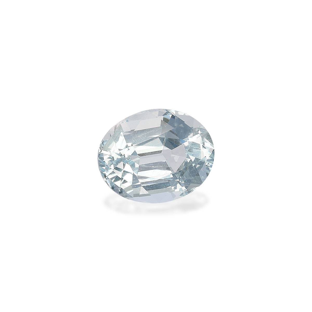 sky blue aquamarine, 4.04ct oval cut — view 3