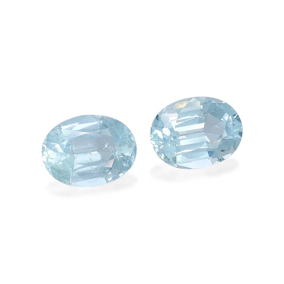 baby blue aquamarine, 17.8ct oval cut — view 3