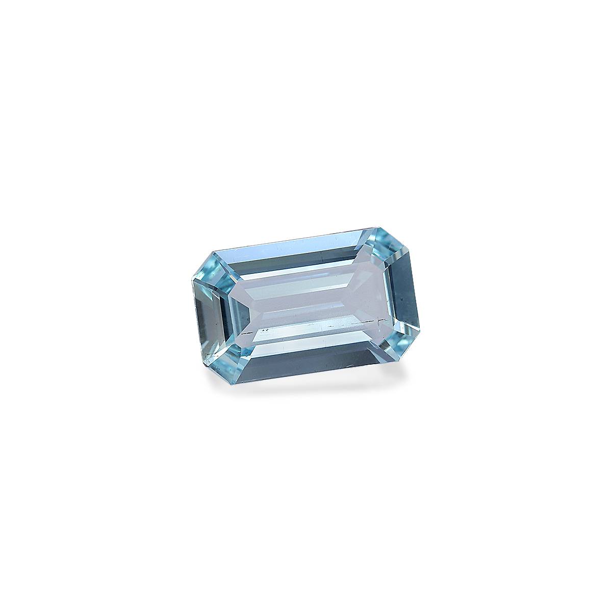 baby blue aquamarine, 2.52ct rectangular cut — view 3