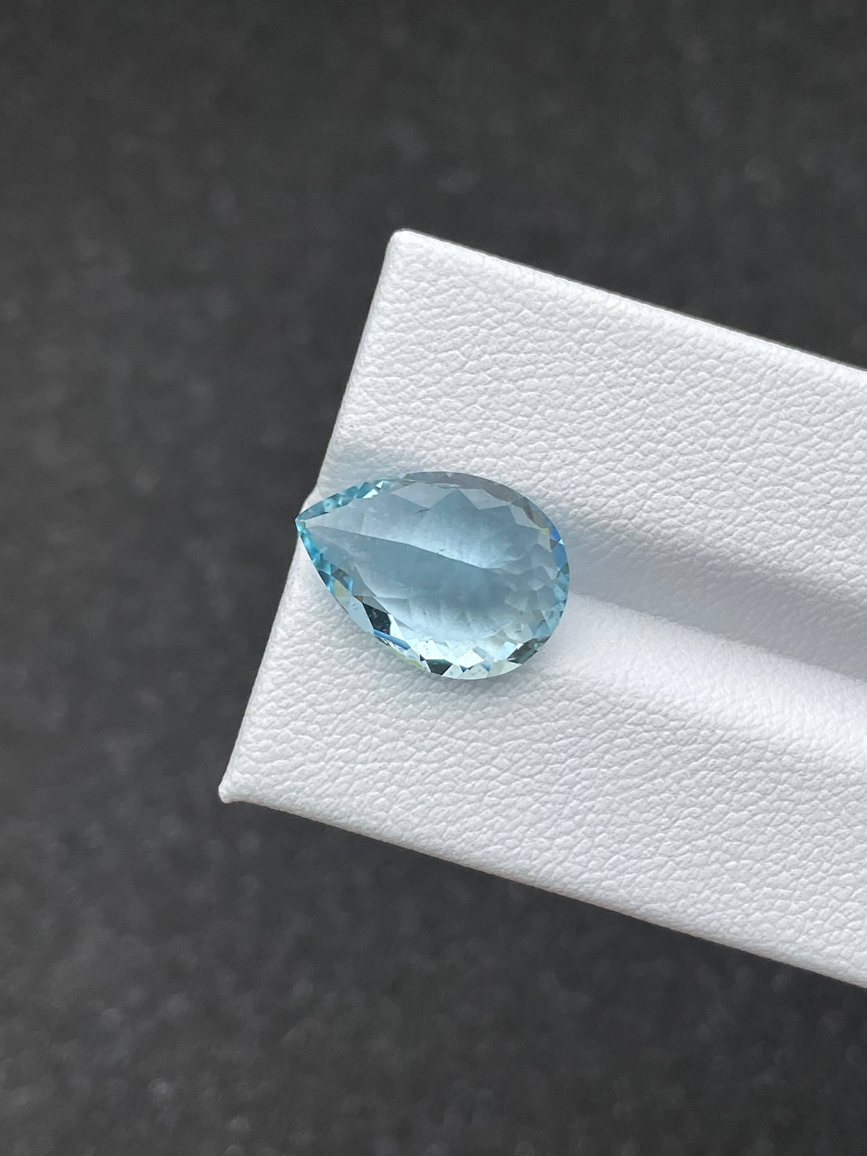 Santa Maria blue aquamarine, 5.53ct pear cut — view 6