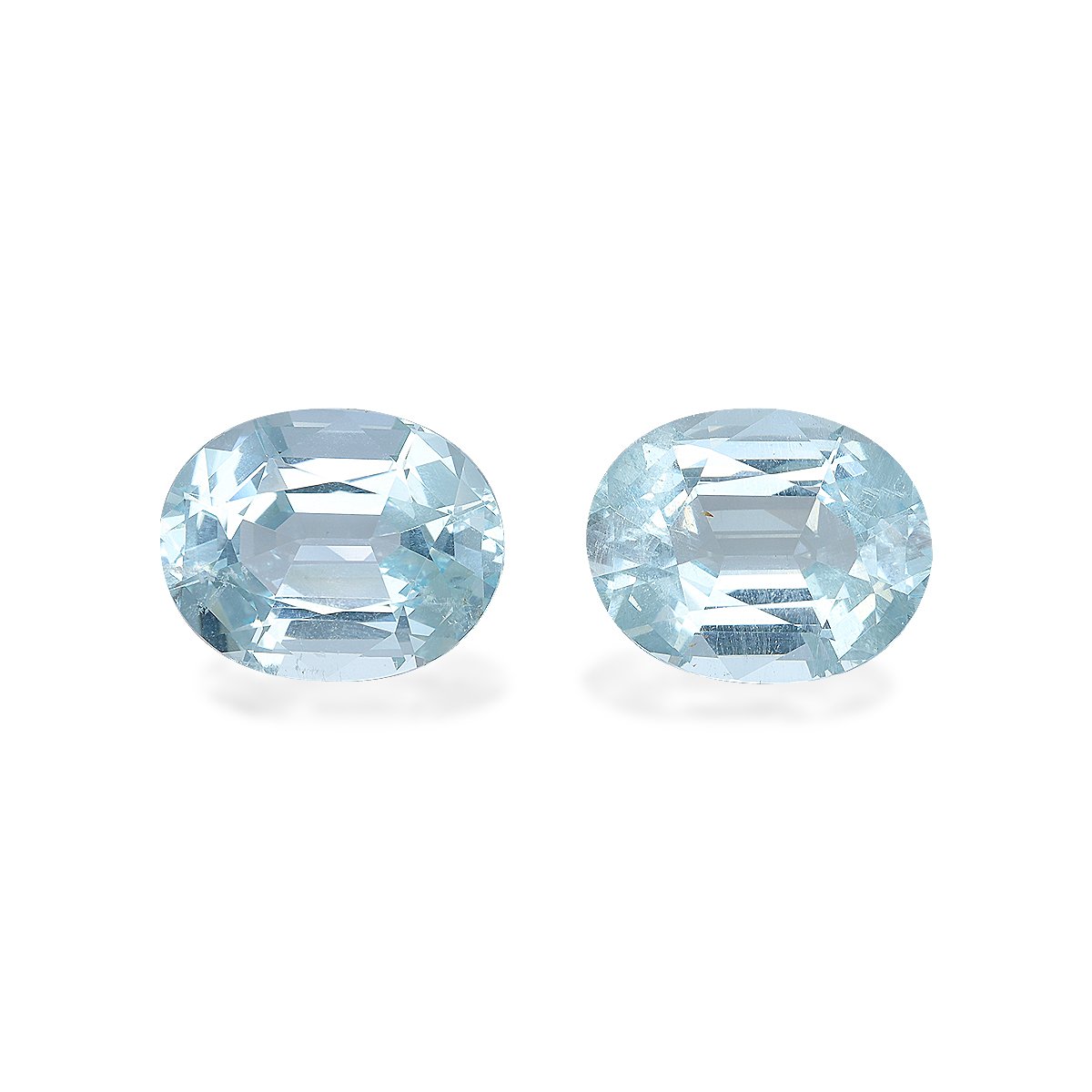 sky blue aquamarine, 12.16ct oval cut — main view