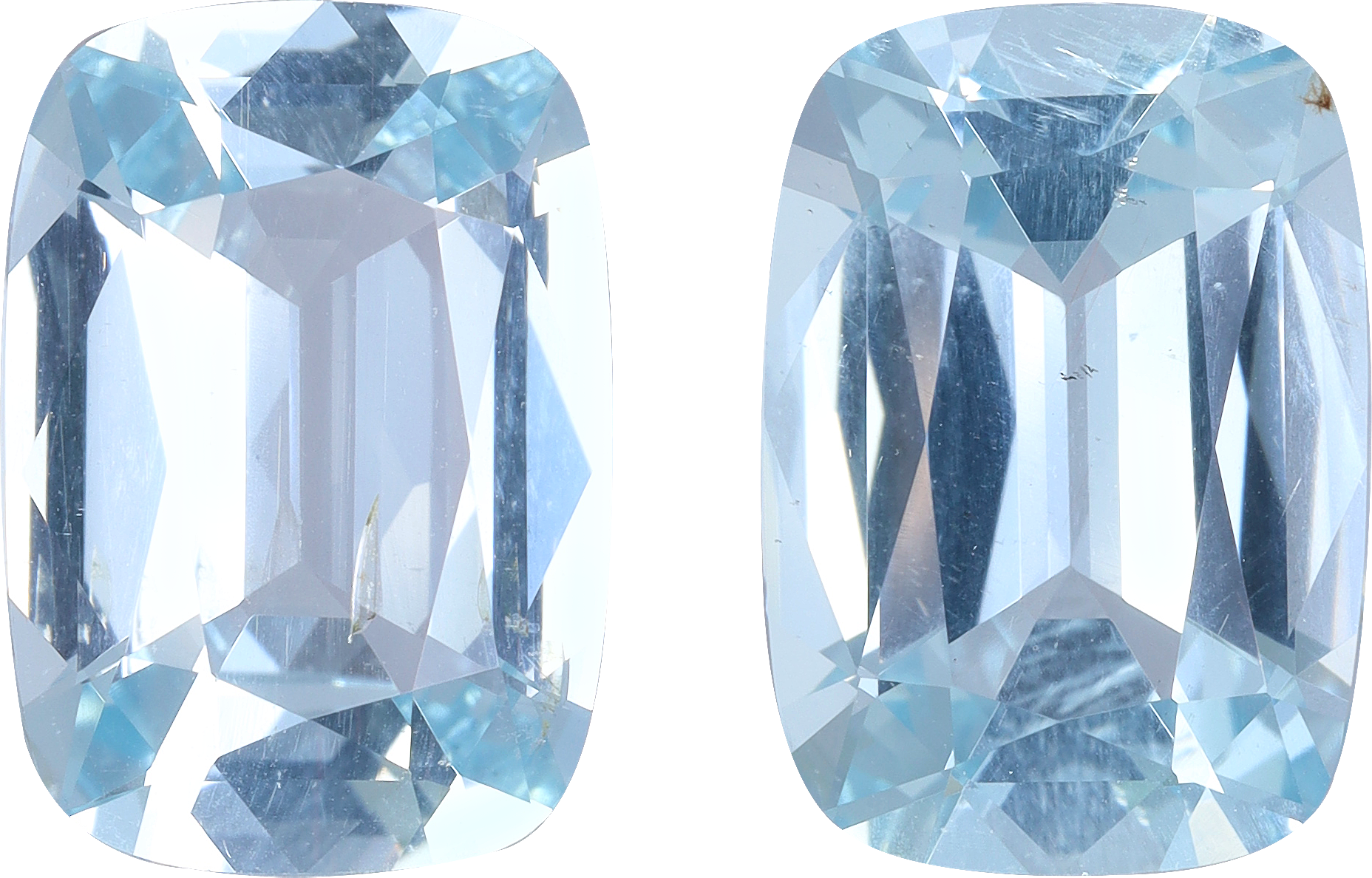 Cushion cut aquamarine, 13.16 by 9.27 mm, shown at actual size
