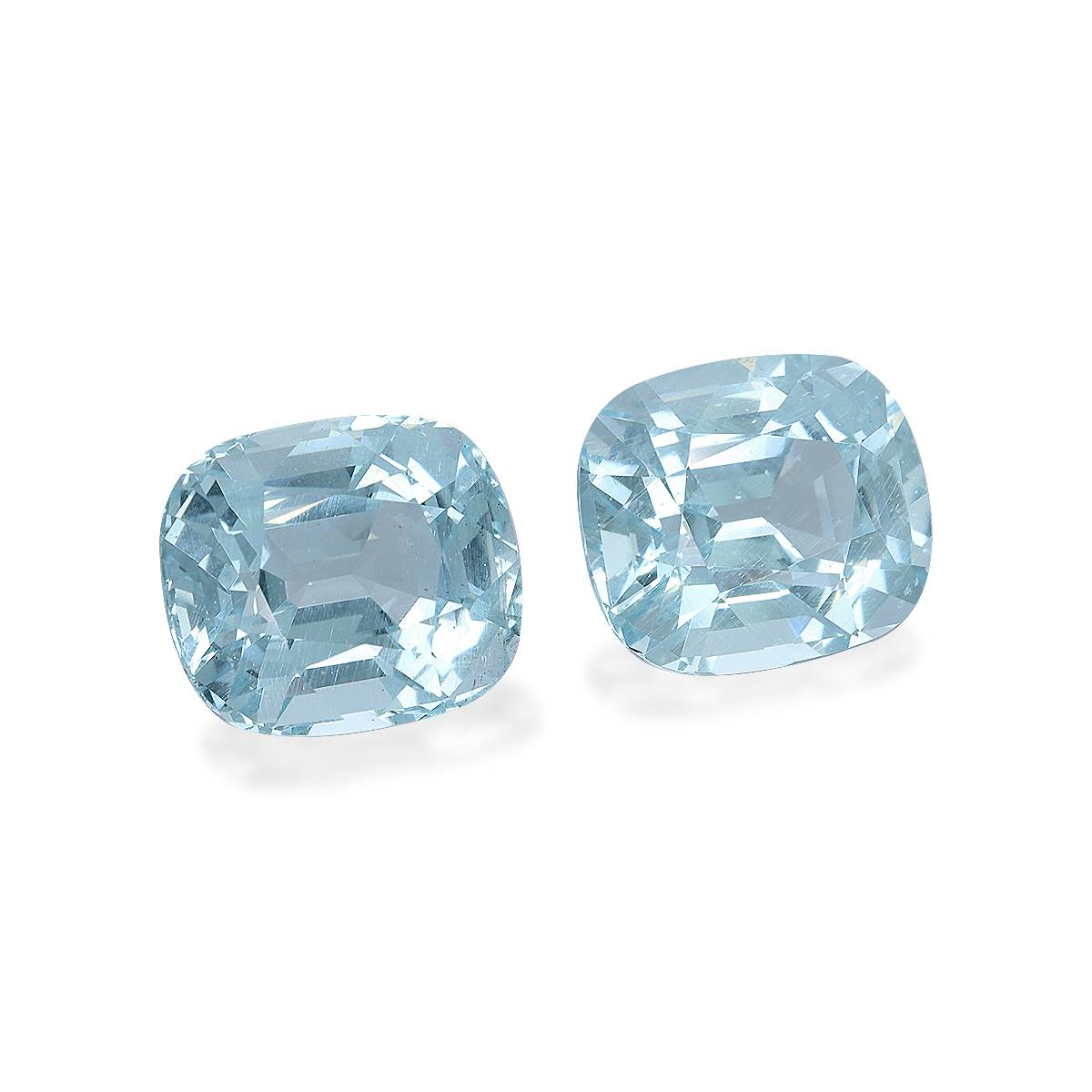sky blue aquamarine, 19.69ct cushion cut — view 3