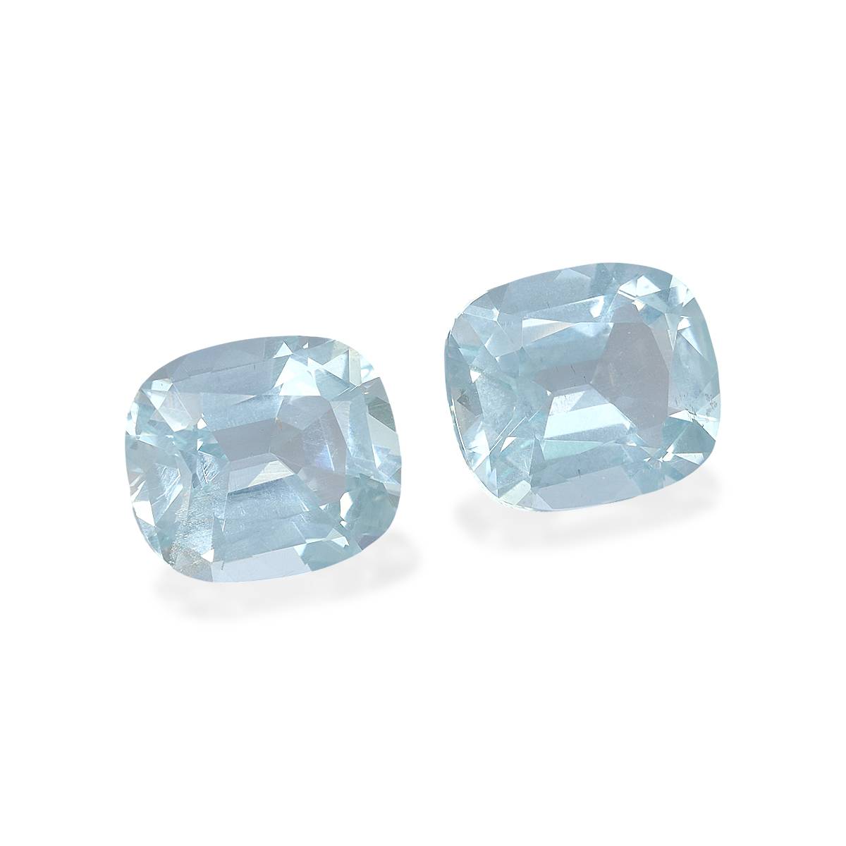 sky blue aquamarine, 8.8ct cushion cut — view 3