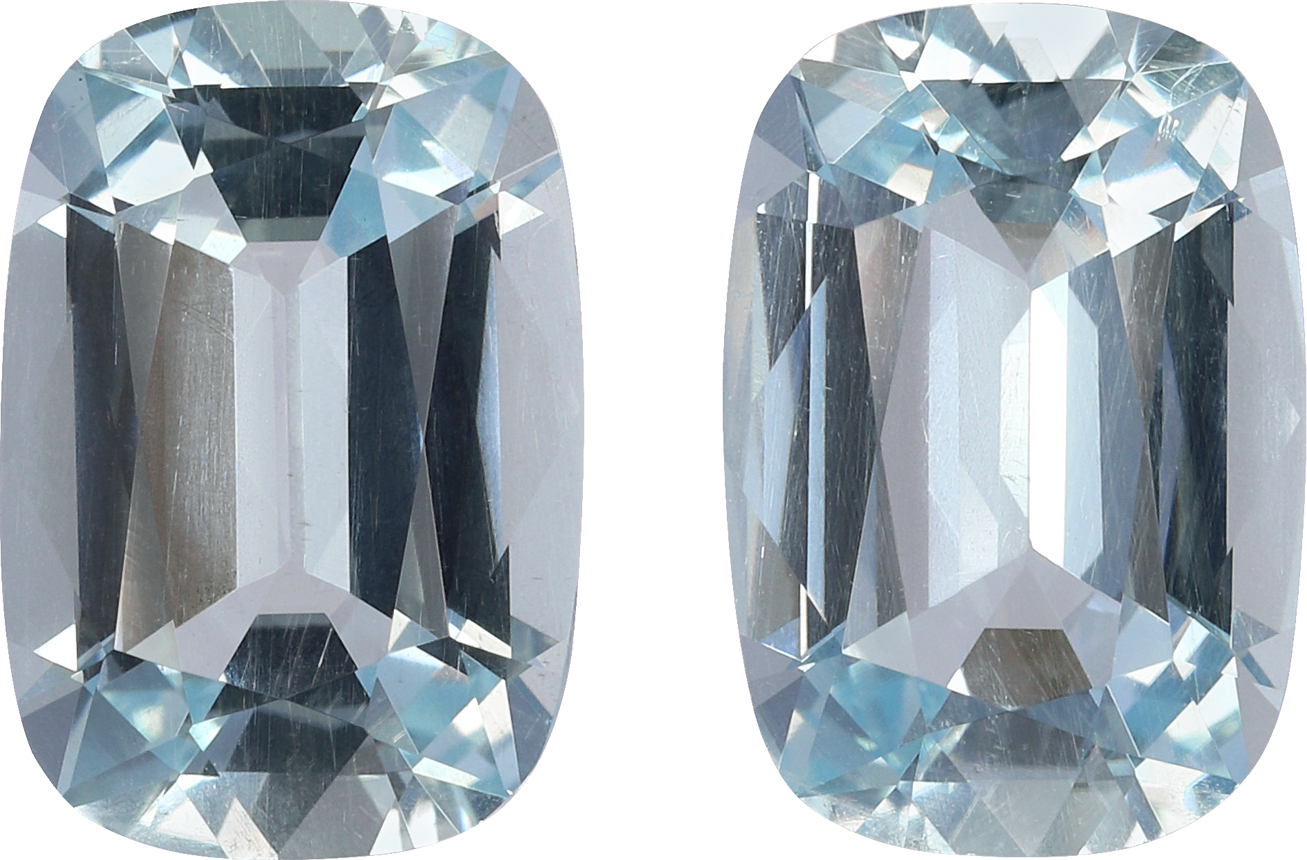Cushion cut aquamarine, 12.63 by 8.62 mm, shown at actual size