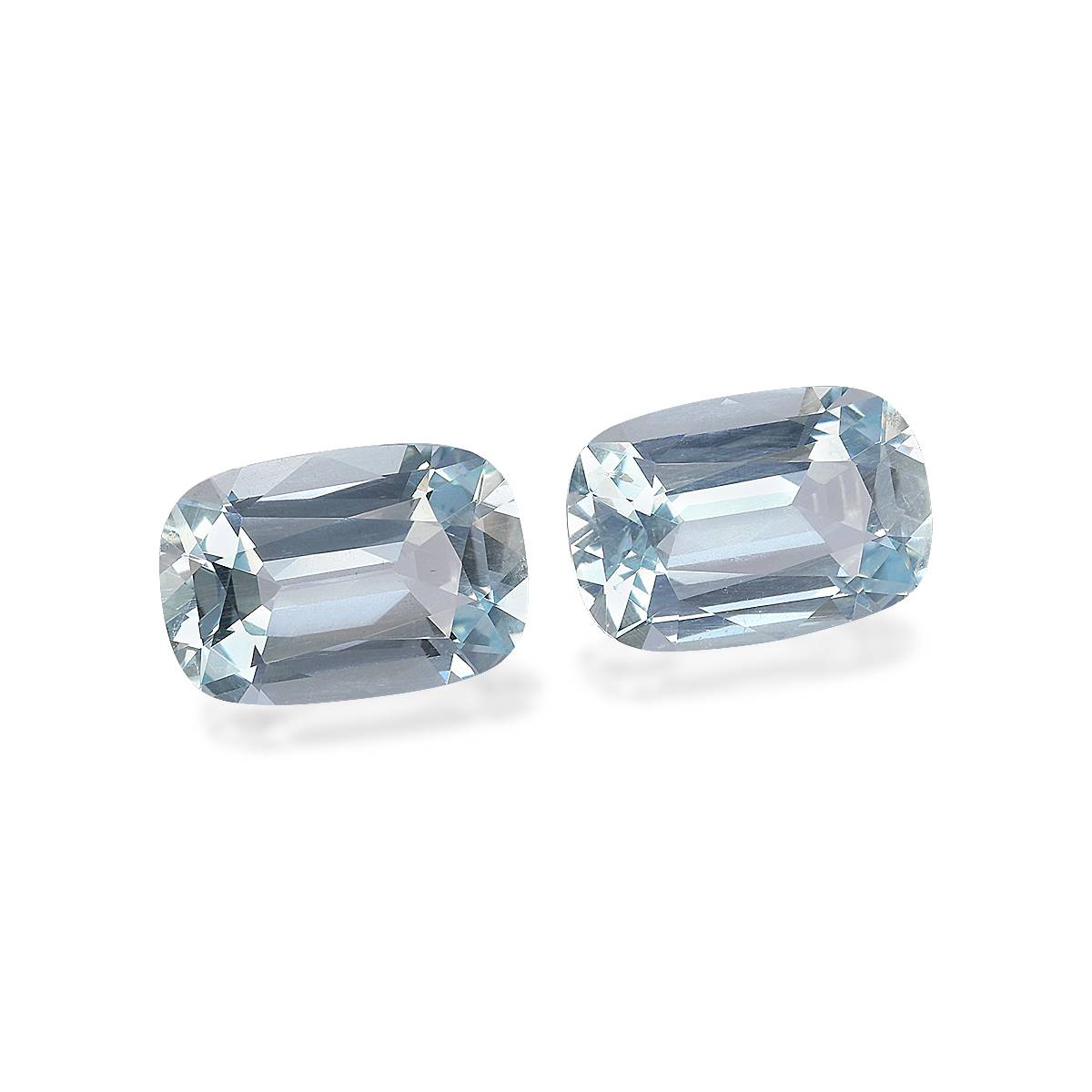 sky blue aquamarine, 7.51ct cushion cut — view 3