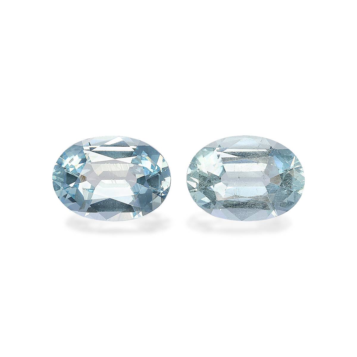sky blue aquamarine, 7.49ct oval cut — main view