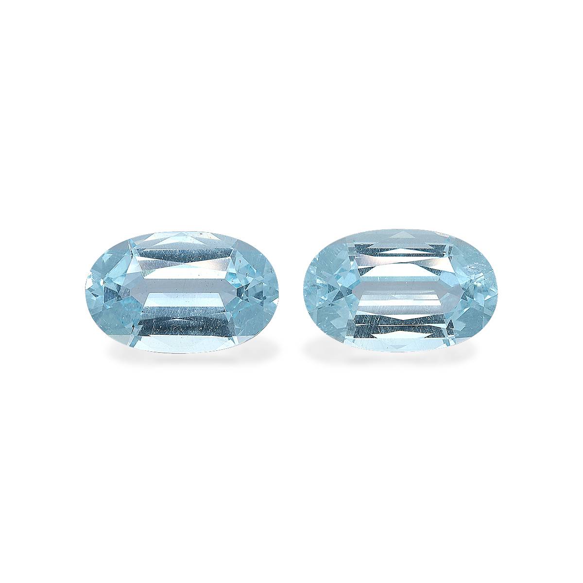 baby blue aquamarine, 11.46ct oval cut — main view