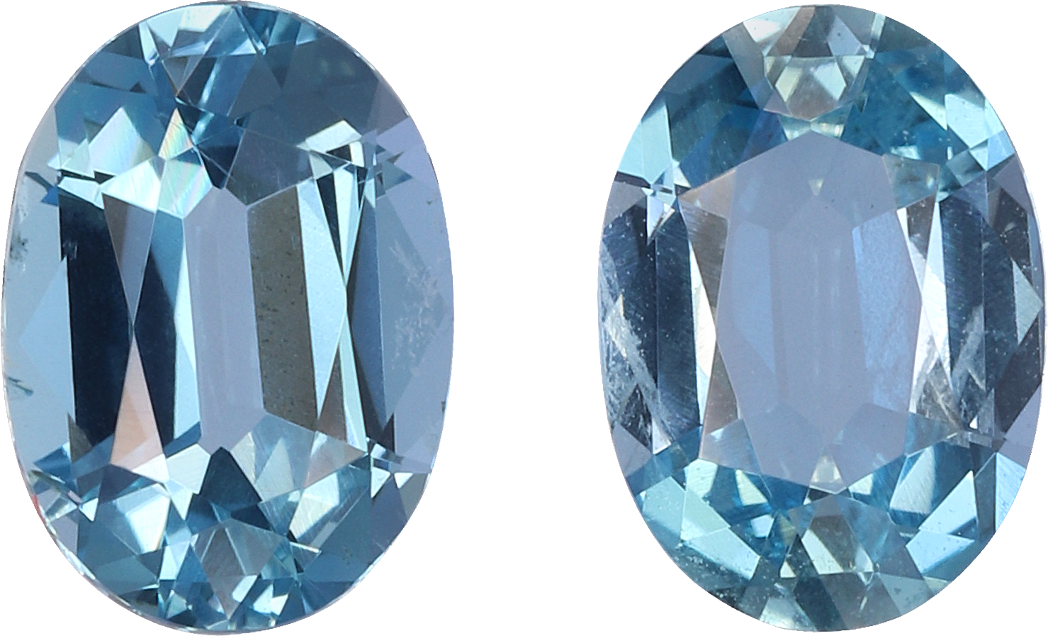 Oval cut aquamarine, 7.06 by 5.05 mm, shown at actual size