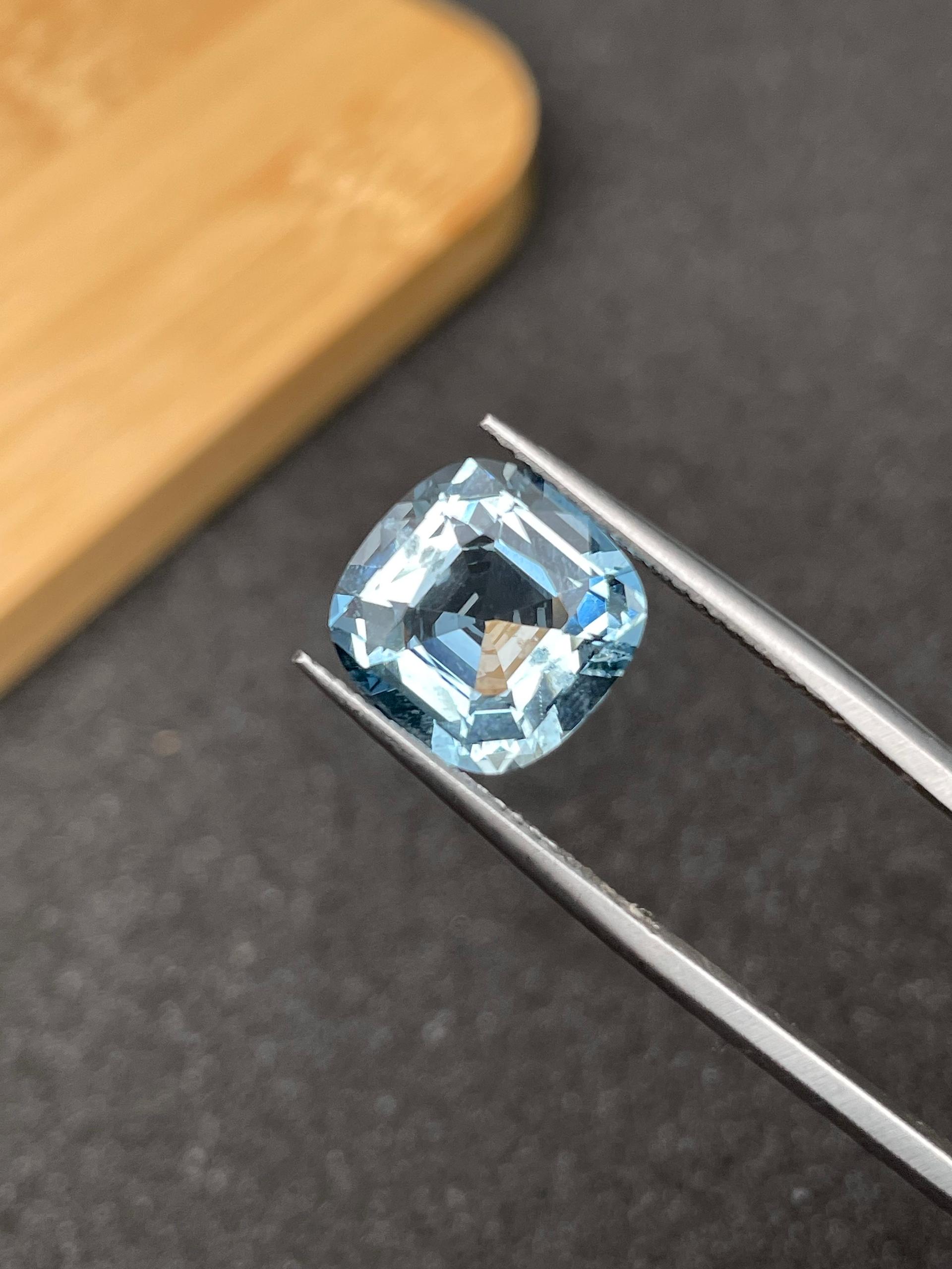 baby blue aquamarine, 4.54ct cushion cut — view 5