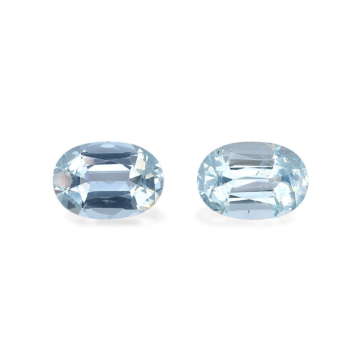 baby blue aquamarine, 9.34ct oval cut — main view
