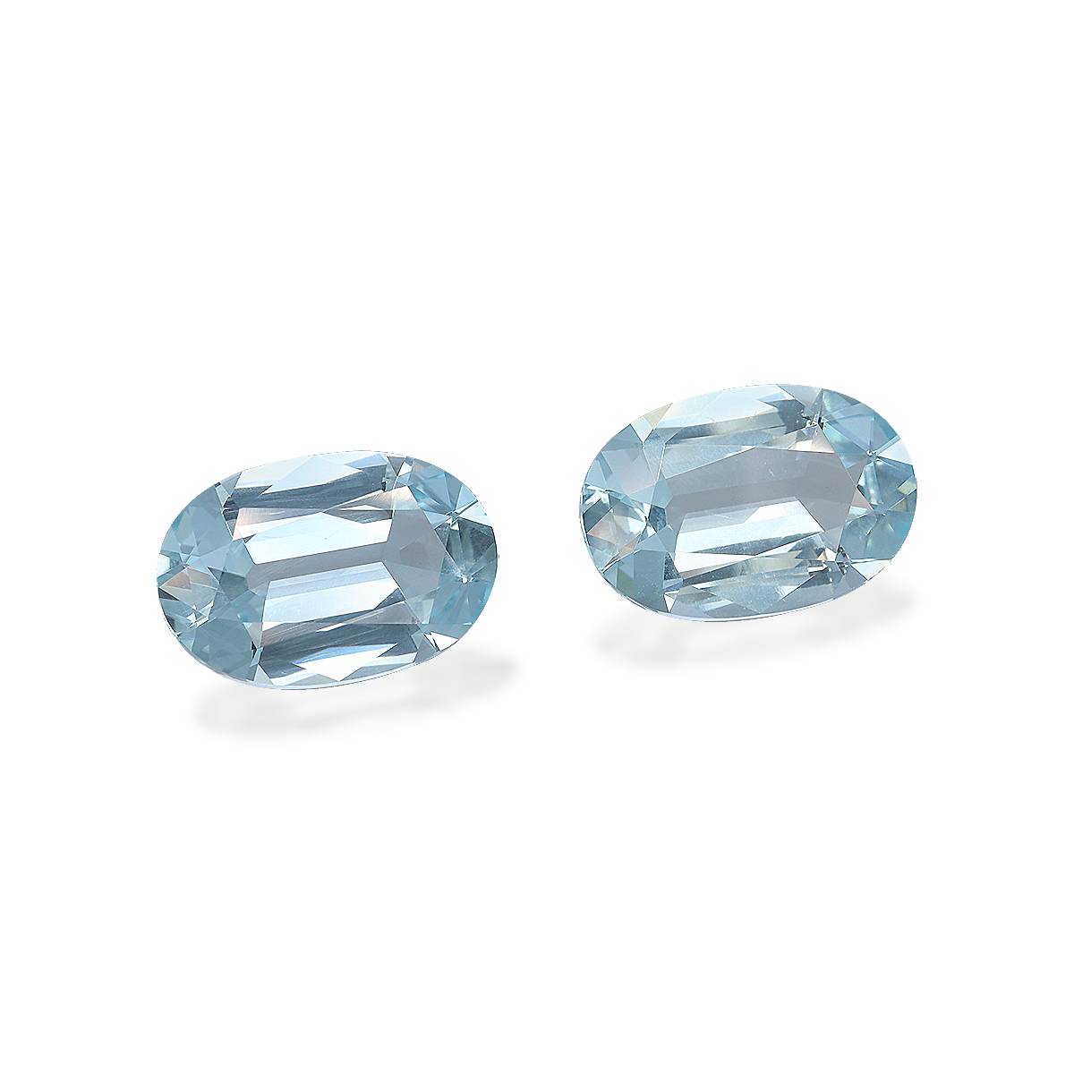 baby blue aquamarine, 10.79ct oval cut — view 3