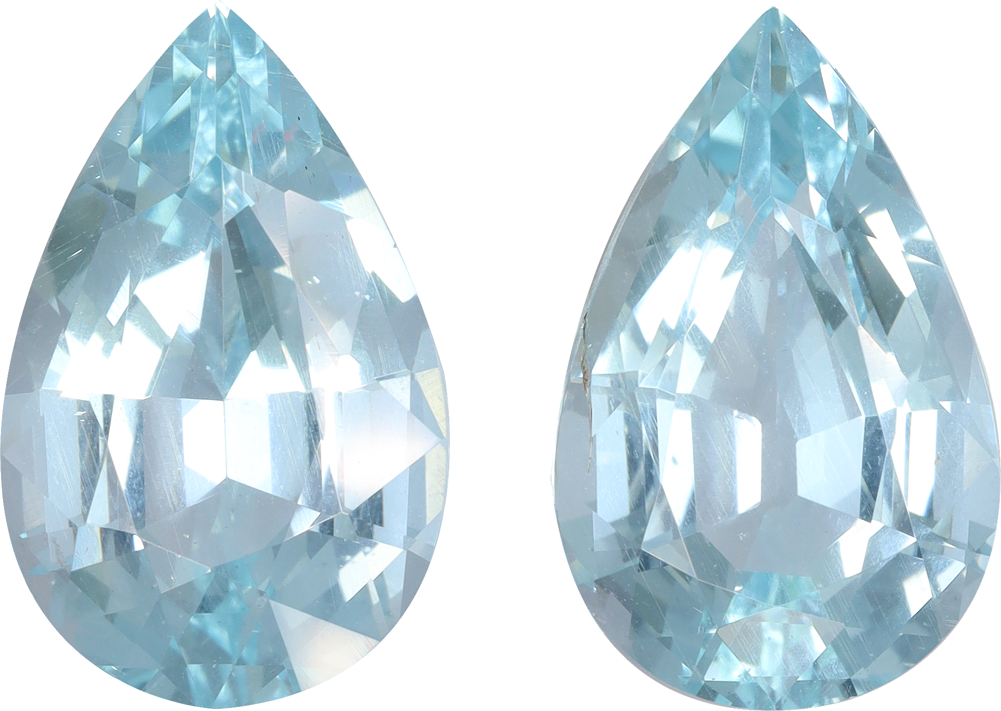Pear cut aquamarine, 15.45 by 9.89 mm, shown at actual size