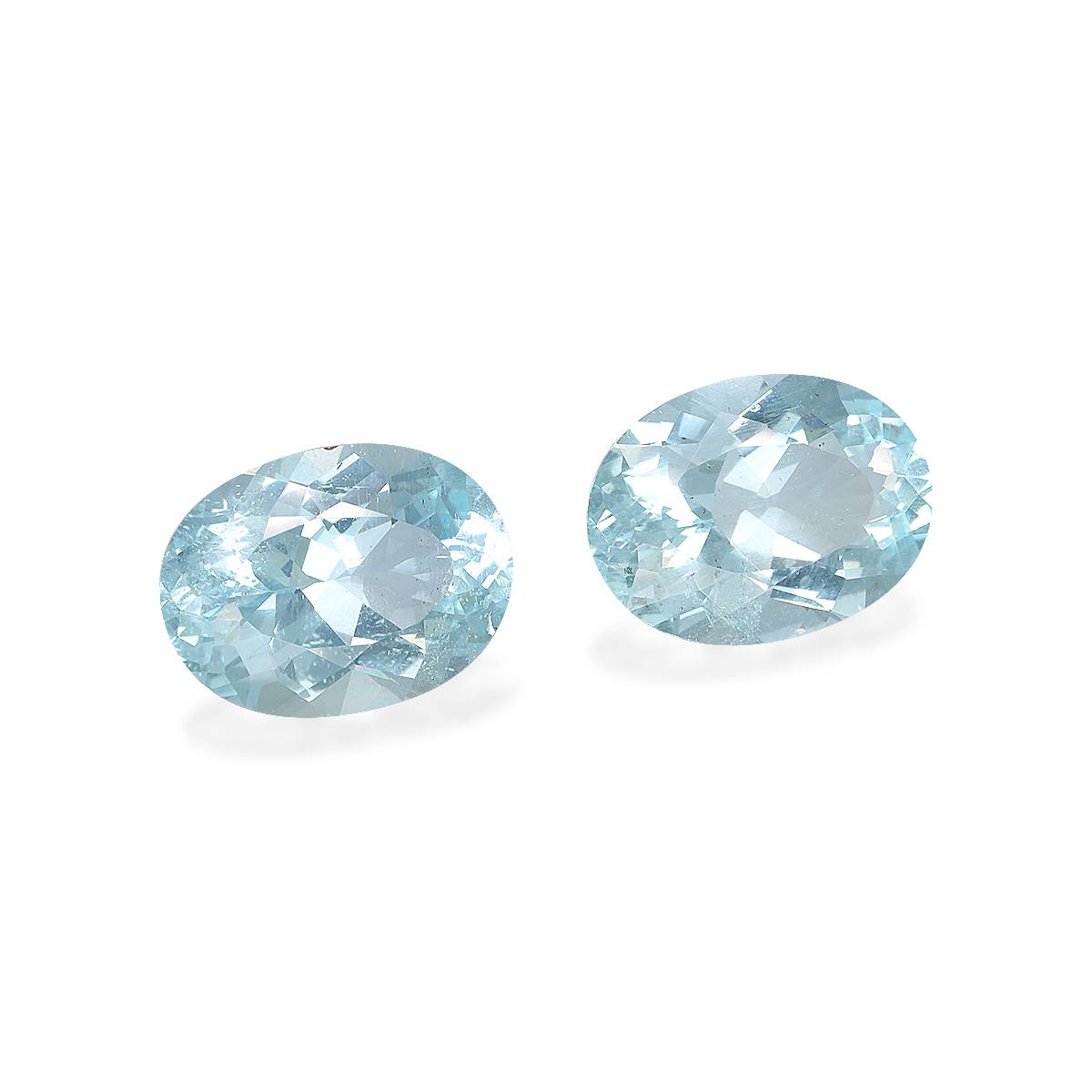 baby blue aquamarine, 10.47ct oval cut — view 3